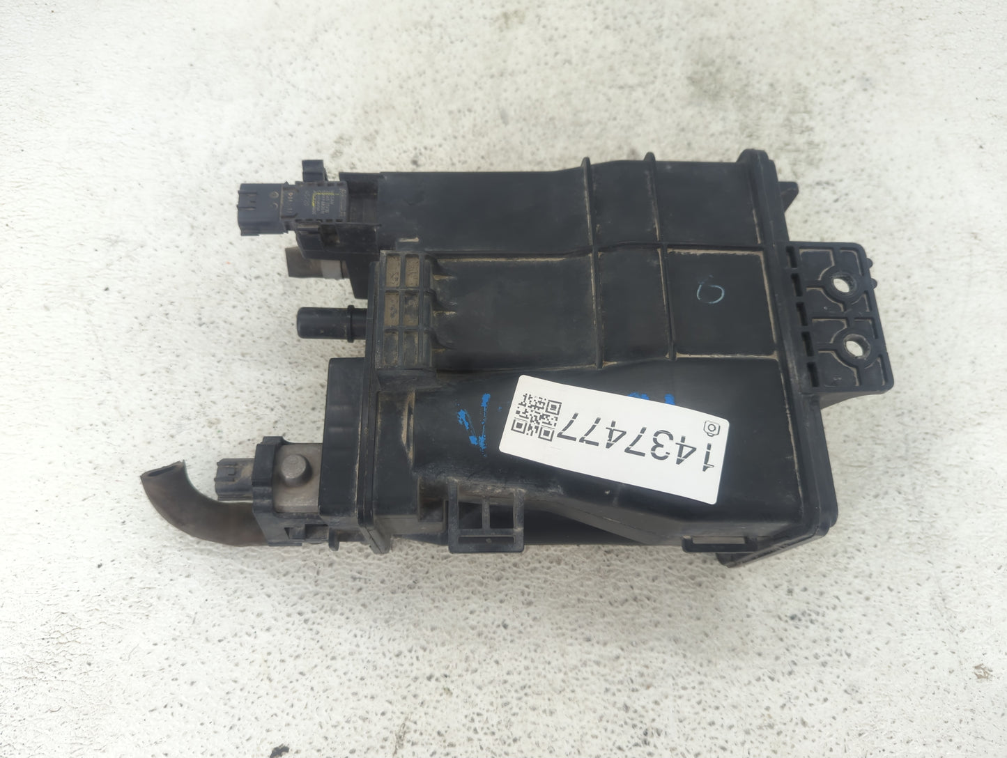 2023 Nissan Versa Fuel Vapor Charcoal Canister 1437477 - Oemusedautoparts1.com