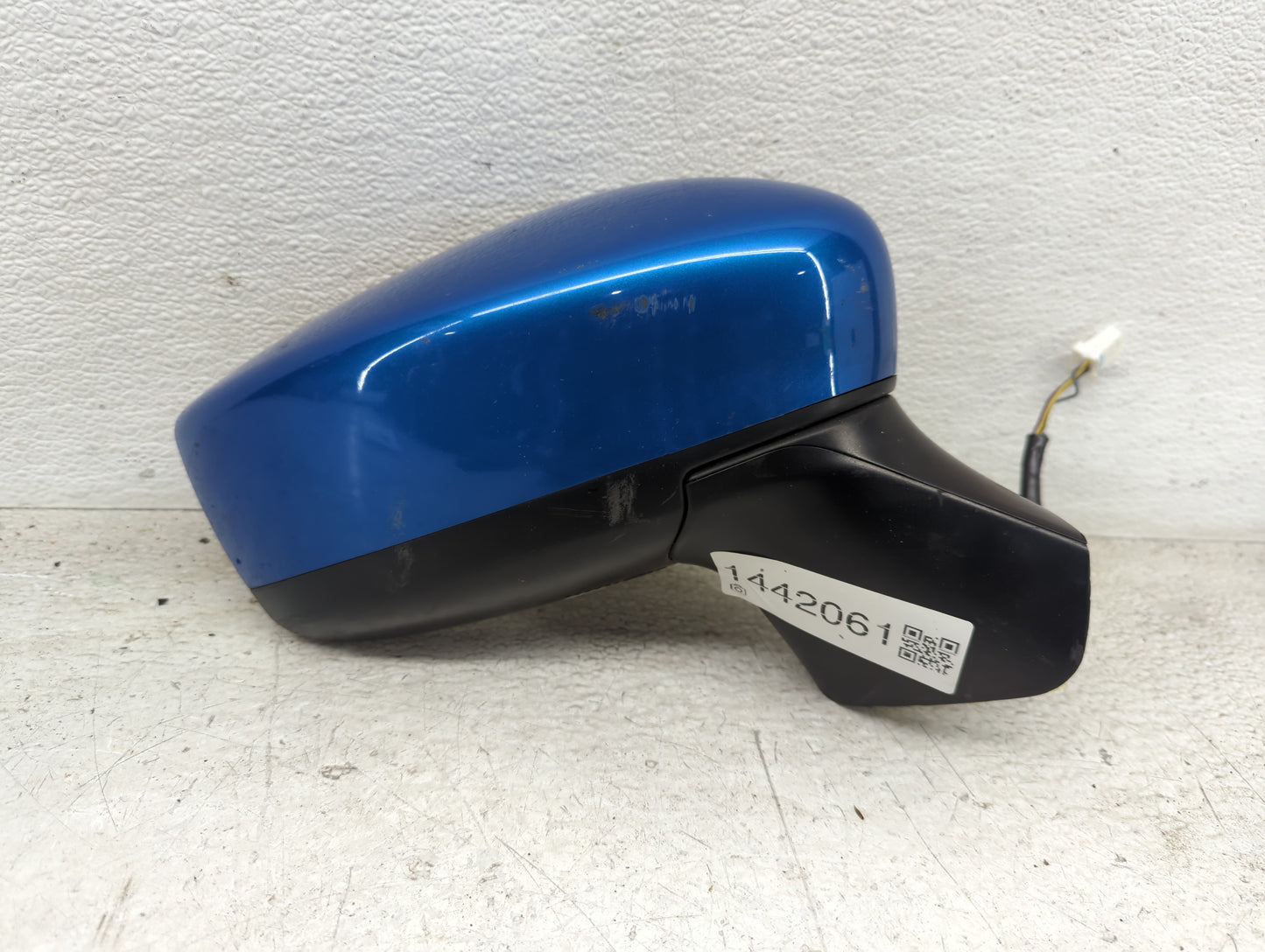 2022 Nissan Versa Passenger Side View Mirror - Right Door Mirror OEM Used - Oemusedautoparts1.com