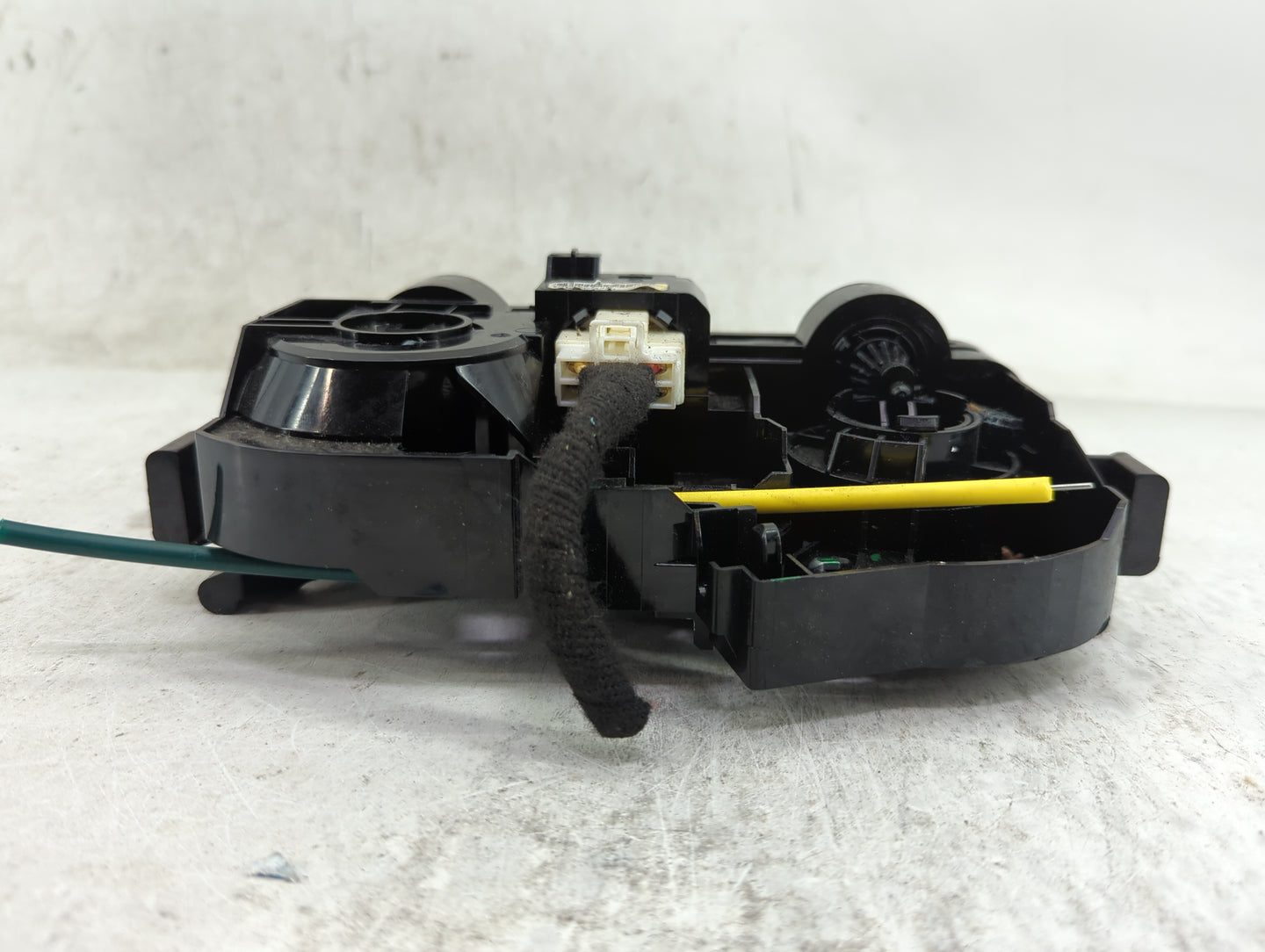 2020-2022 Nissan Versa Climate Control Module Temperature AC/Heater Replacement P/N:T669216A Fits Fits 2018 2019 2020 2021 2