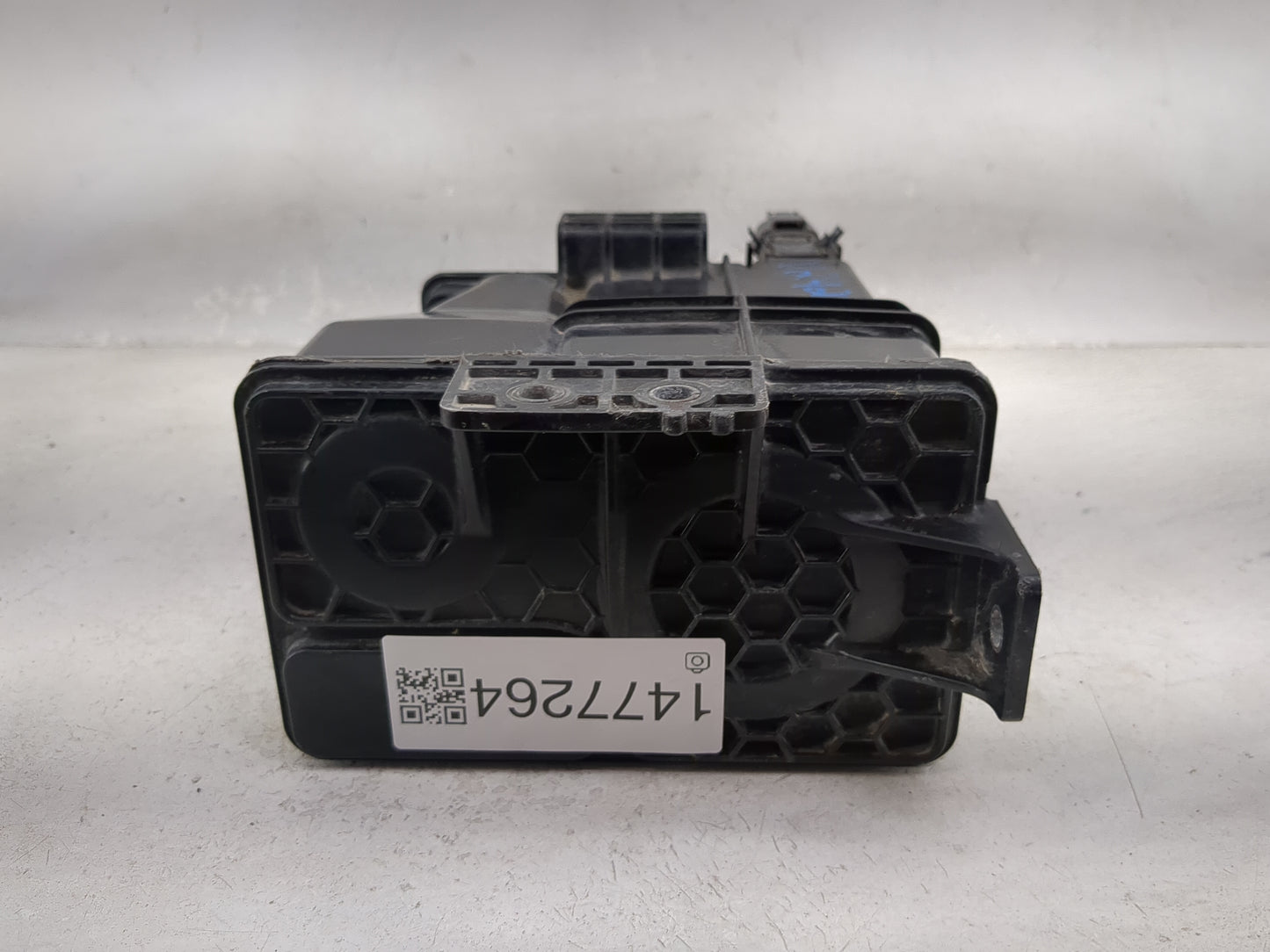 2023 Nissan Versa Fuel Vapor Charcoal Canister 1477264 - Oemusedautoparts1.com