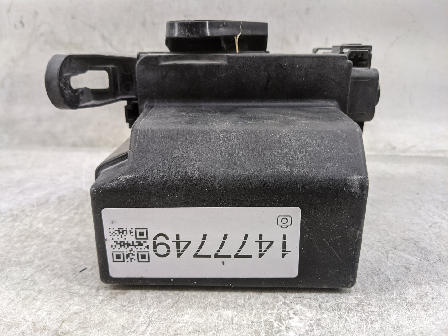 2020-2022 Nissan Versa Fusebox Fuse Box Panel Relay Module Fits Fits 2020 2021 2022 OEM Used Auto Parts - Oemusedautoparts1.