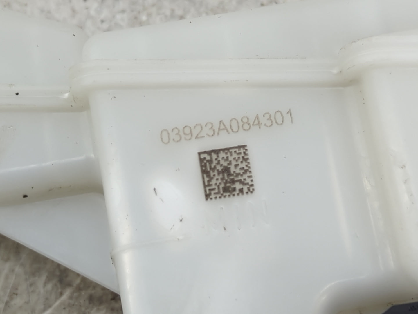 2020-2022 Nissan Versa Brake Master Cylinder 1490869 - Oemusedautoparts1.com