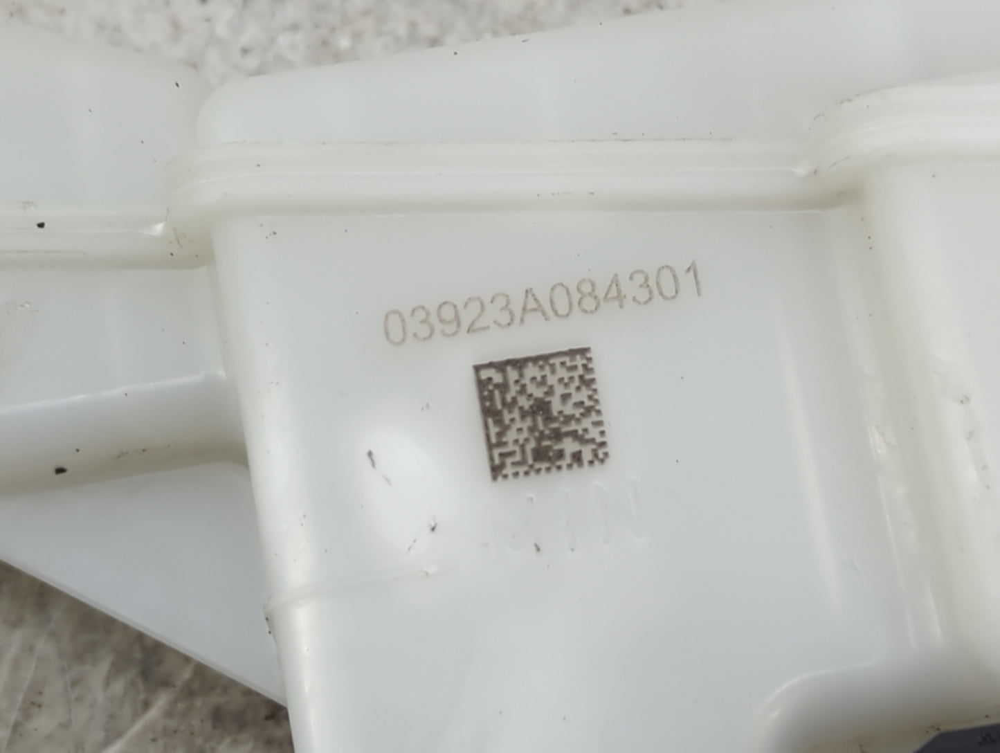 2020-2022 Nissan Versa Brake Master Cylinder 1490869 - Oemusedautoparts1.com