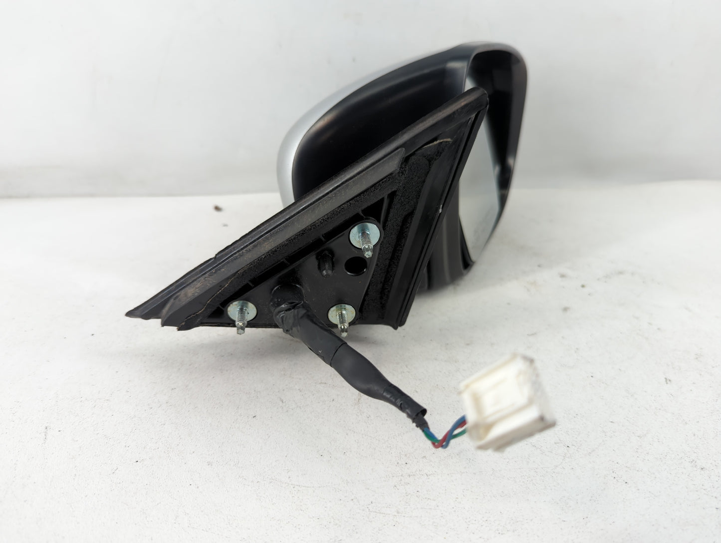 2023 Nissan X-Trail Passenger Side View Mirror - Right Door Mirror OEM Used - Oemusedautoparts1.com