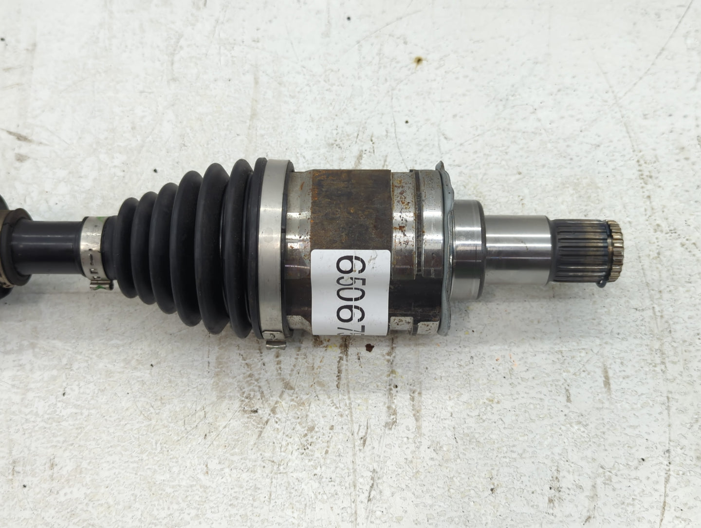 2023 Porsche Macan Axle Shaft Front Driver Cv C/v - Oemusedautoparts1.com
