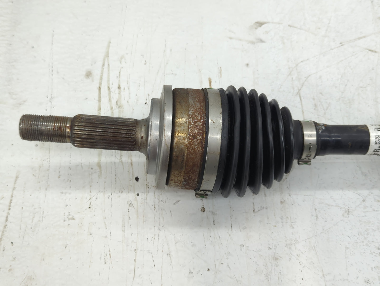 2023 Porsche Macan Axle Shaft Front Driver Cv C/v - Oemusedautoparts1.com