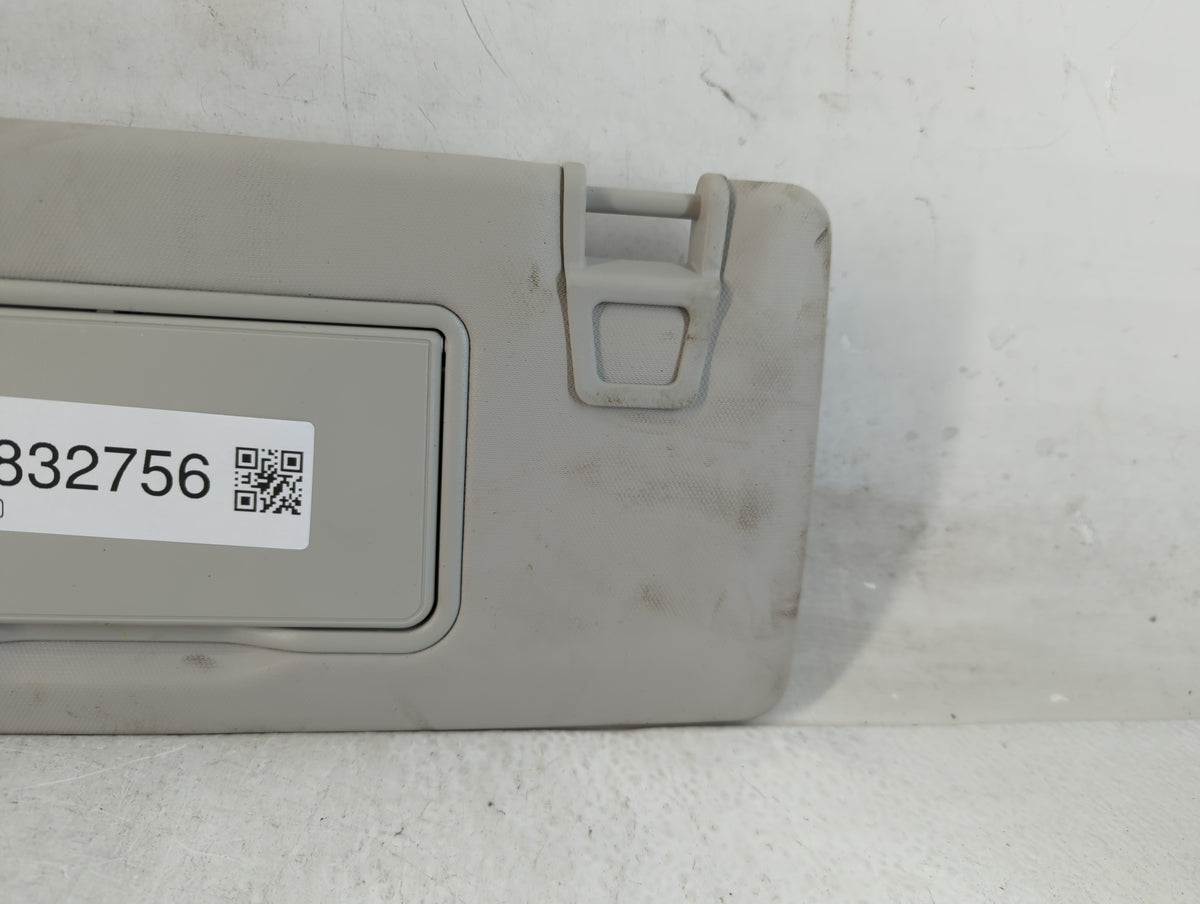 2023 Porsche Macan Sun Visor Shade Replacement Driver Left Mirror Fits OEM Used Auto Parts - Oemusedautoparts1.com