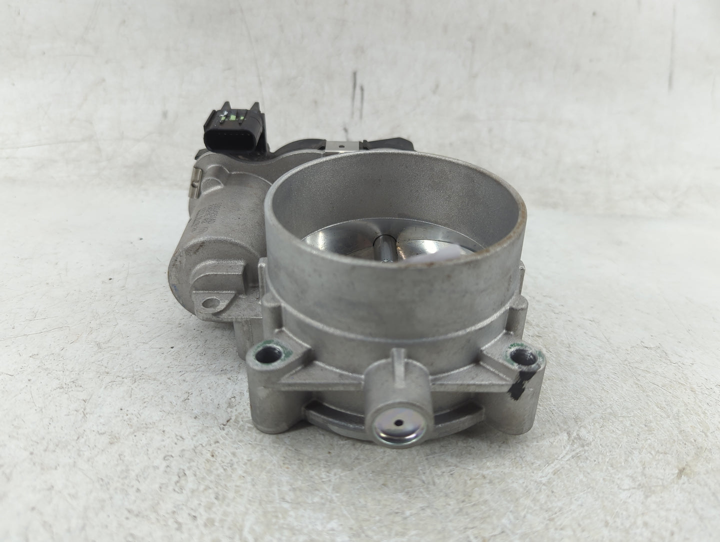 2013-2022 Ram 1500 Throttle Body P/N:53034251AD Fits Fits 2012 2013 2014 2015 2016 2017 2018 2019 2020 2021 2022 OEM Used Au