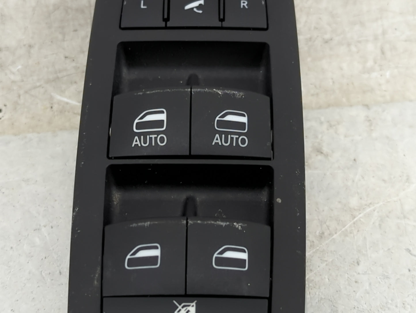 2019-2022 Ram 1500 Master Power Window Switch Replacement Driver Side Left P/N:68590582AA 10530659 Fits OEM Used Auto Parts 