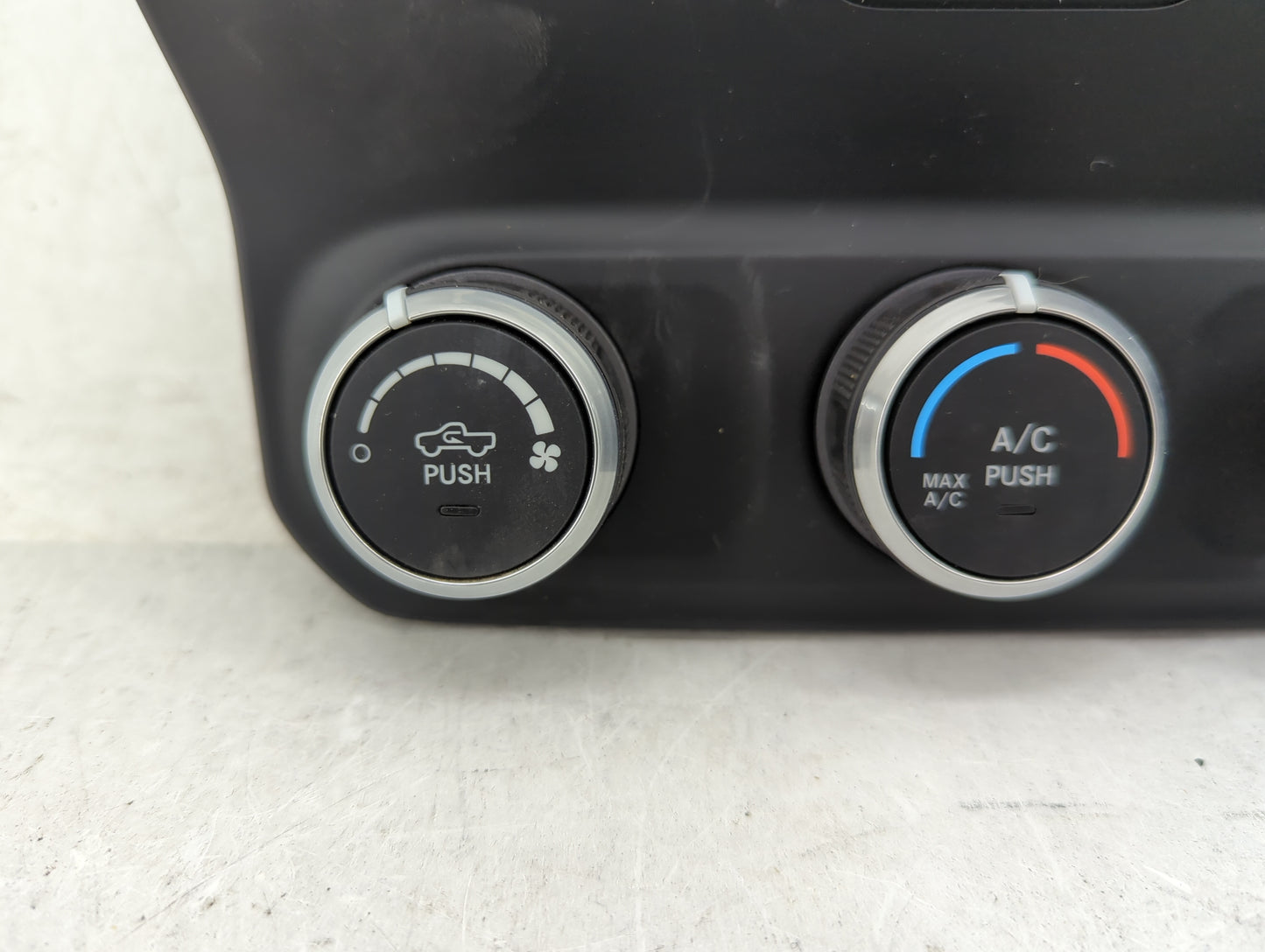 2019-2022 Ram 1500 Climate Control Module Temperature AC/Heater Replacement P/N:P68340281AD 17023199-04 Fits OEM Used Auto P