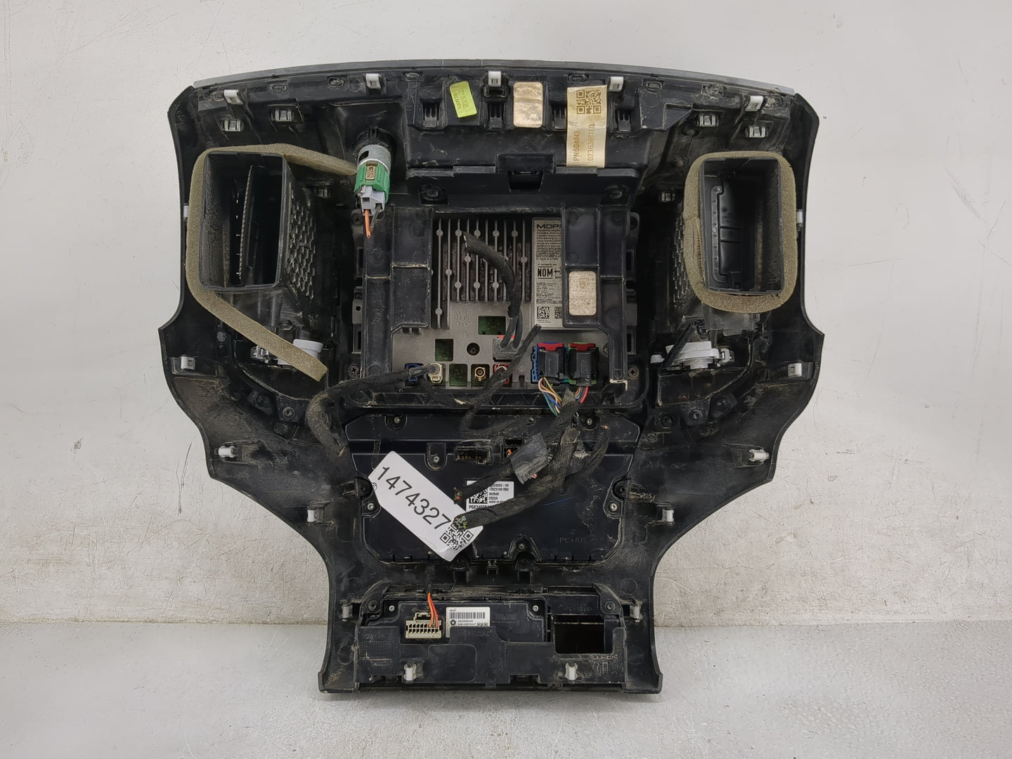 2023 Ram 1500 Climate Control Module Temperature AC/Heater Replacement P/N:P68340284AE 17023202-05 Fits OEM Used Auto Parts 
