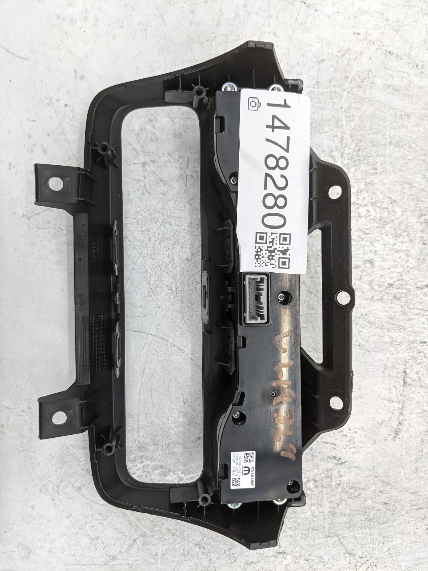 2023 Ram Pro25 Radio Control Panel Black - Oemusedautoparts1.com