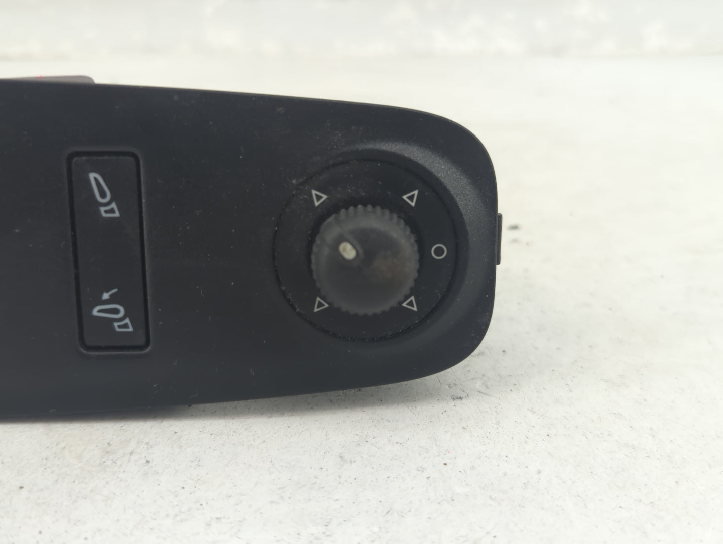 2023 Ram Promaster Master Power Window Switch Replacement Driver Side Left P/N:60961276 30171728, 7EN85JXWAA Fits OEM Used A