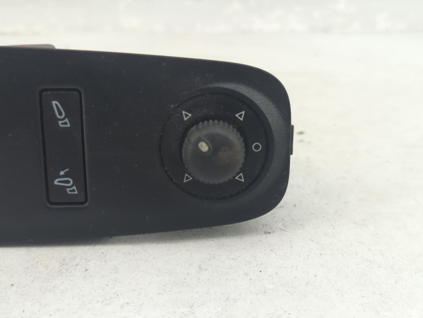 2023 Ram Promaster Master Power Window Switch Replacement Driver Side Left P/N:60961276 30171728, 7EN85JXWAA Fits OEM Used A