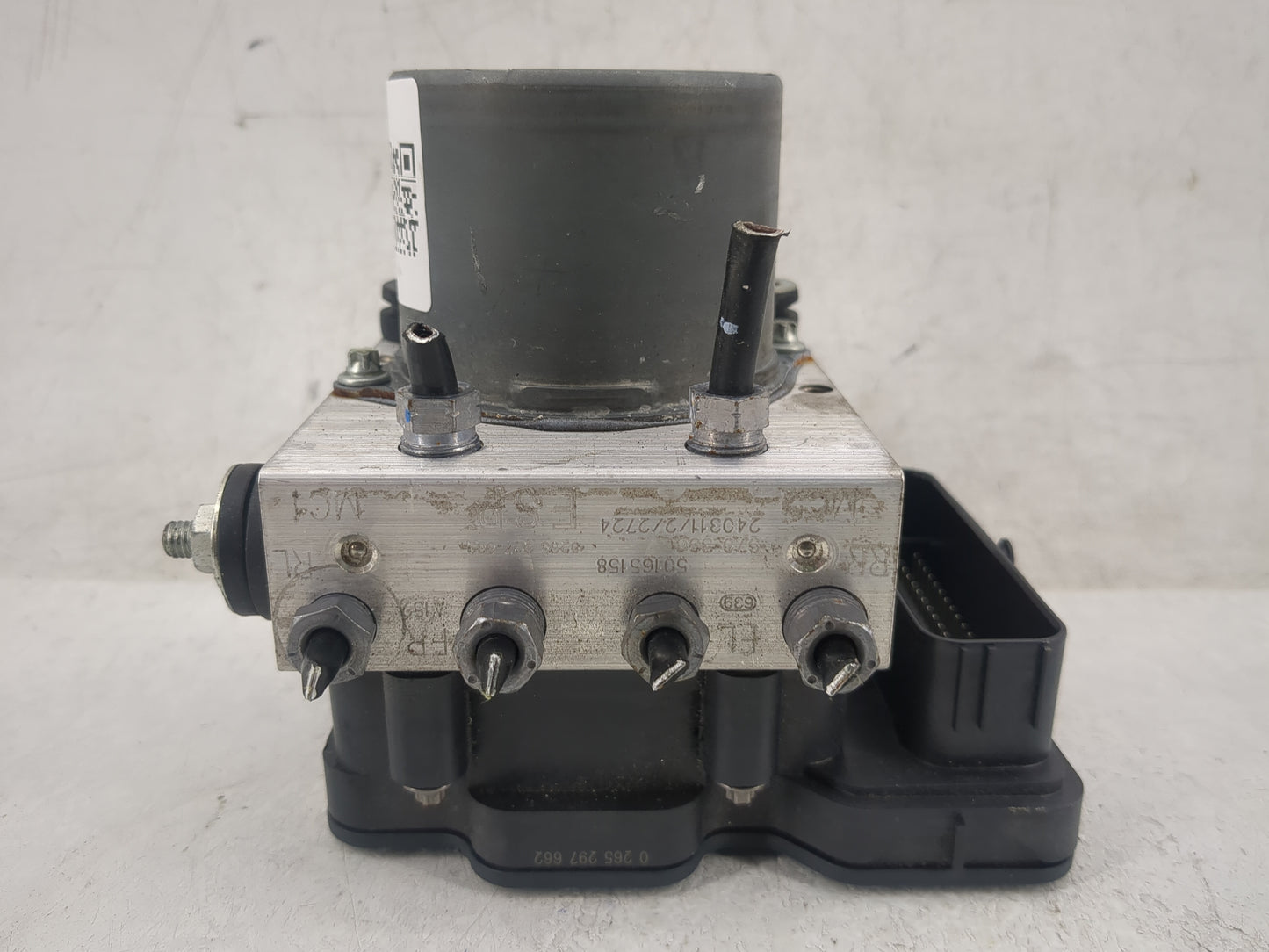 2023 Ram Promaster 1500 ABS Pump Control Module Replacement P/N:P68571269AB Fits OEM Used Auto Parts - Oemusedautoparts1.com