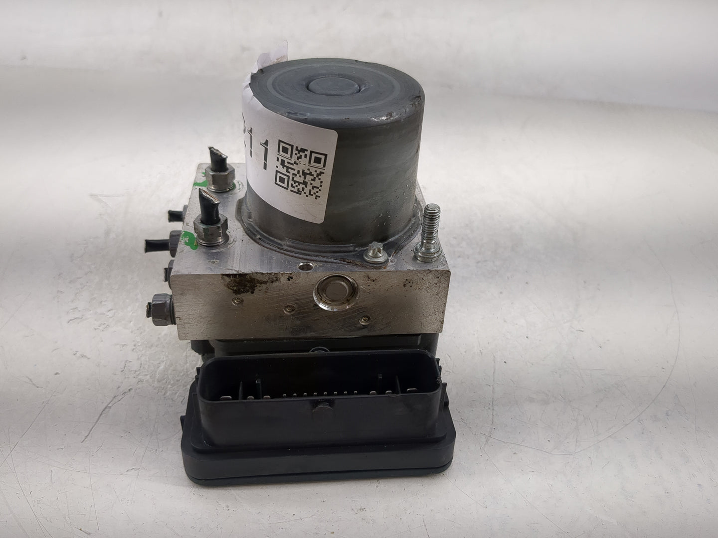 2023 Ram Promaster 2500 ABS Pump Control Module Replacement P/N:00501651570 Fits OEM Used Auto Parts - Oemusedautoparts1.com