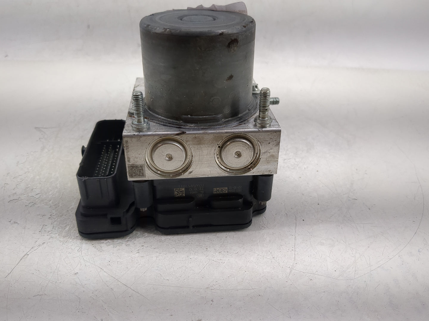 2023 Ram Promaster 2500 ABS Pump Control Module Replacement P/N:00501651570 Fits OEM Used Auto Parts - Oemusedautoparts1.com