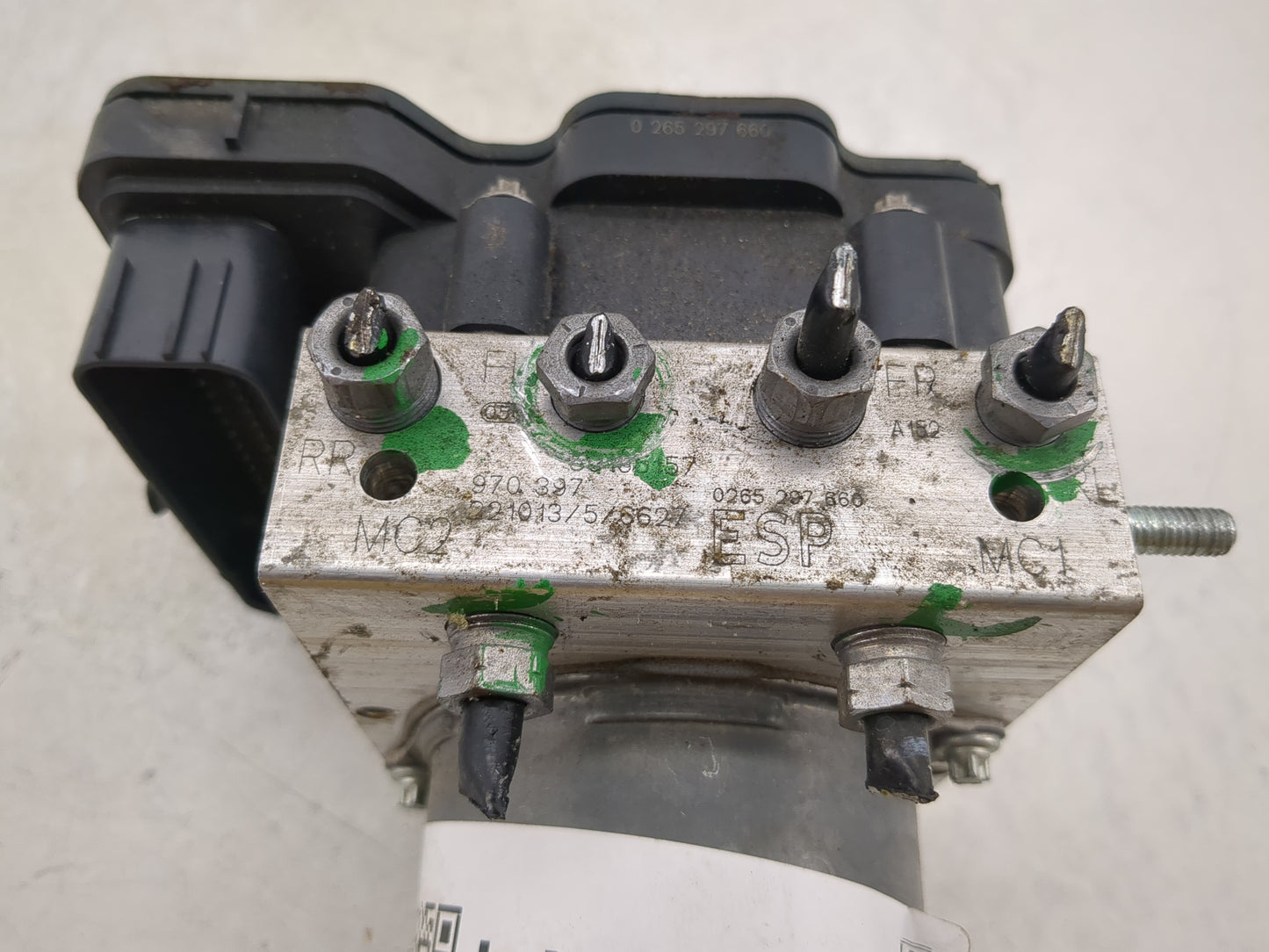 2023 Ram Promaster 2500 ABS Pump Control Module Replacement P/N:00501651570 Fits OEM Used Auto Parts - Oemusedautoparts1.com