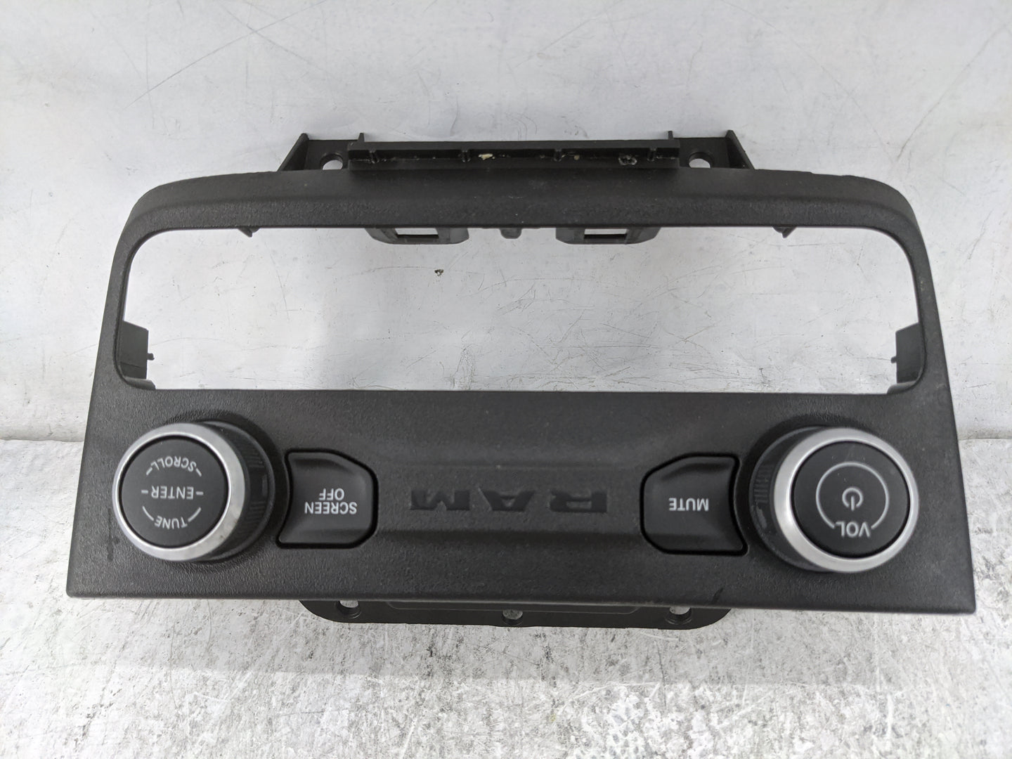 2023 Ram Promaster 2500 Radio Control Panel Black - Oemusedautoparts1.com