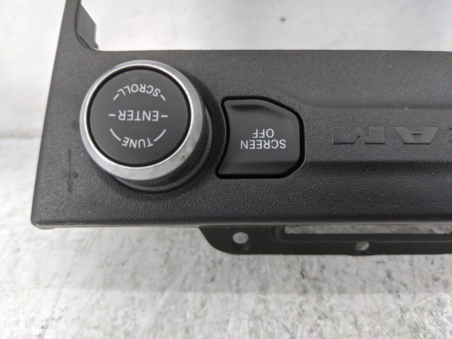 2023 Ram Promaster 2500 Radio Control Panel Black - Oemusedautoparts1.com