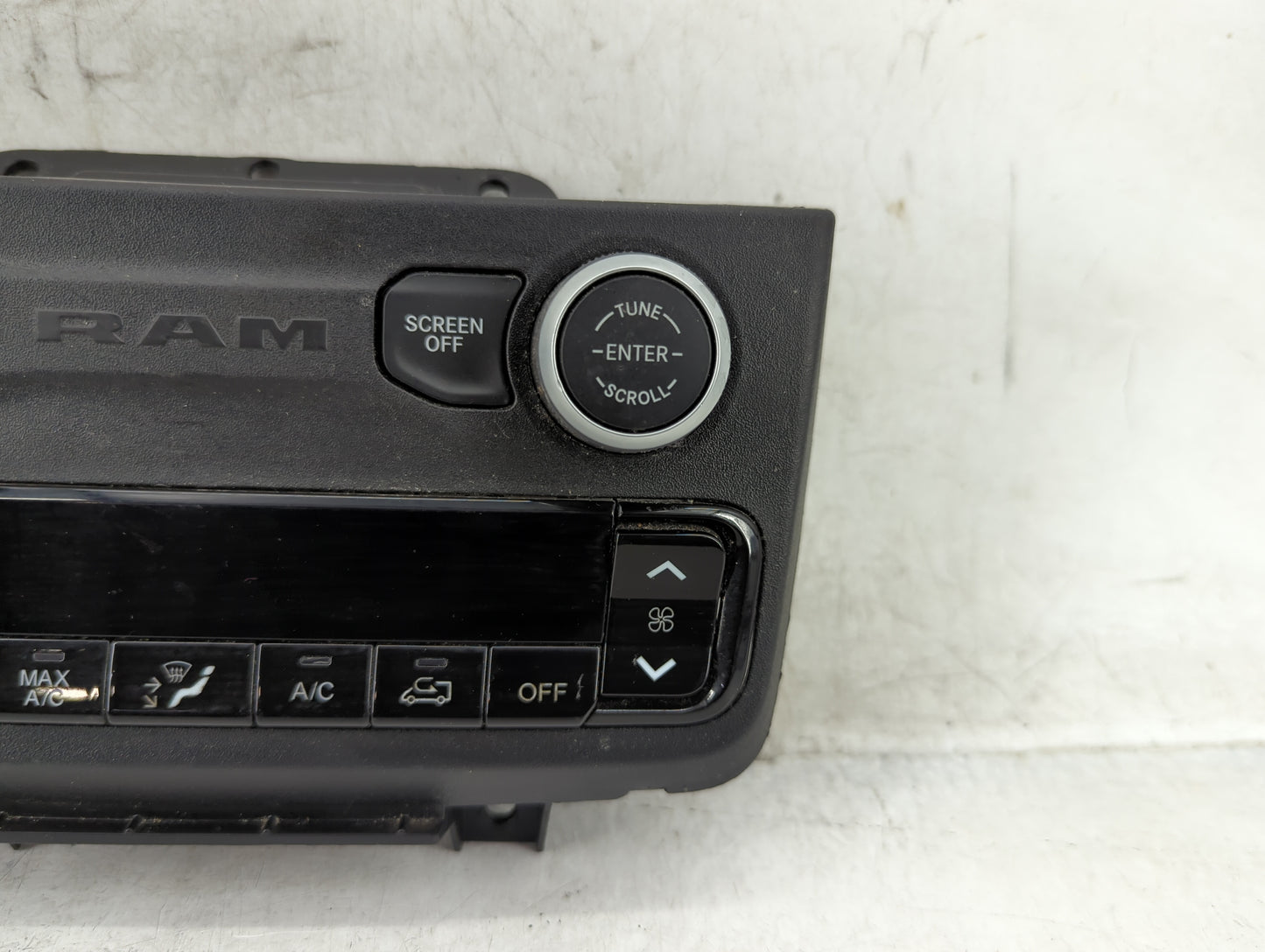 2022 Ram Promaster 3500 Climate Control Module Temperature AC/Heater Replacement P/N:60978116 00609781160 Fits OEM Used Auto