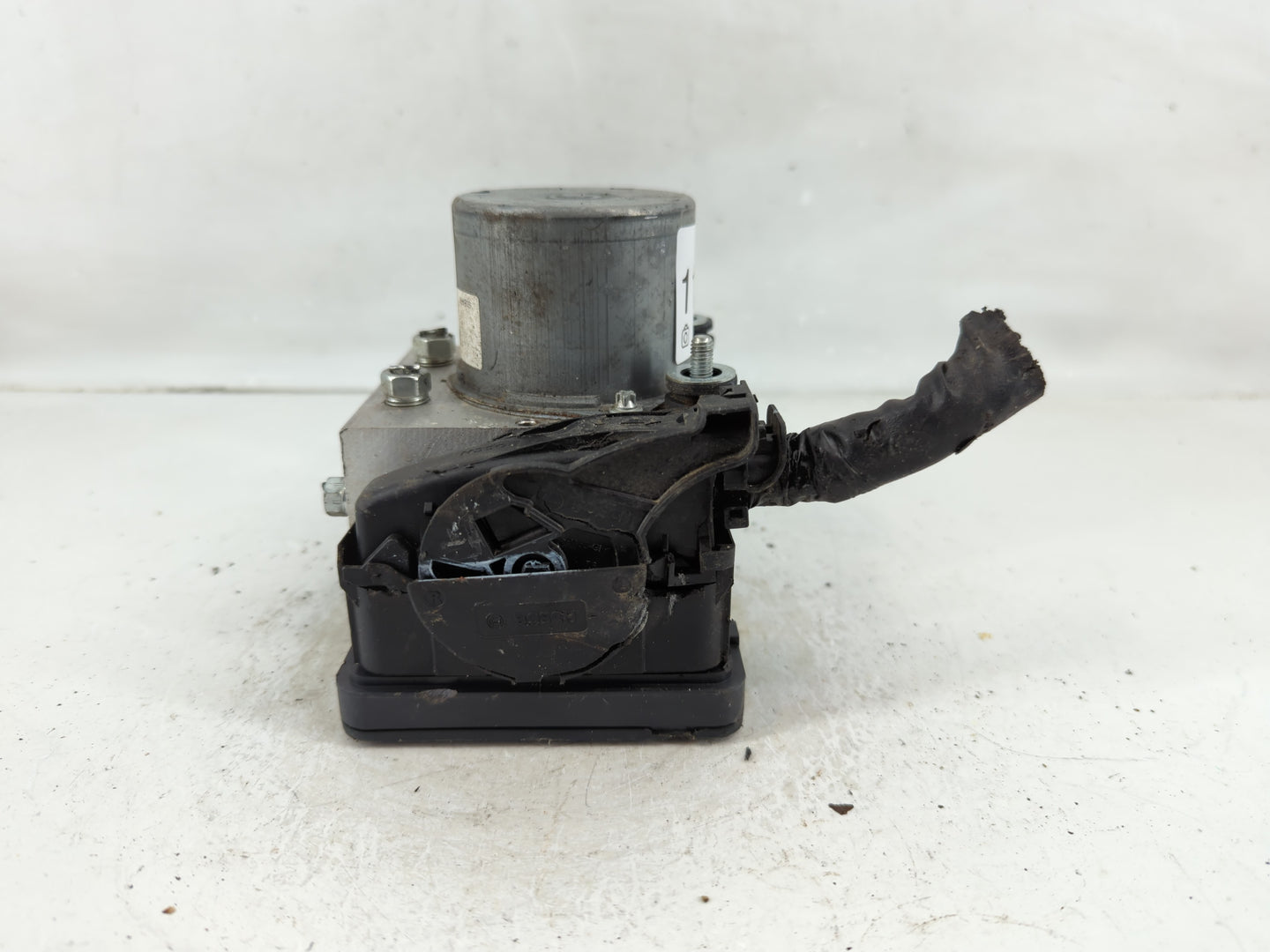2023 Subaru Ascent ABS Pump Control Module Replacement P/N:970 349 27536XC02A Fits OEM Used Auto Parts - Oemusedautoparts1.c