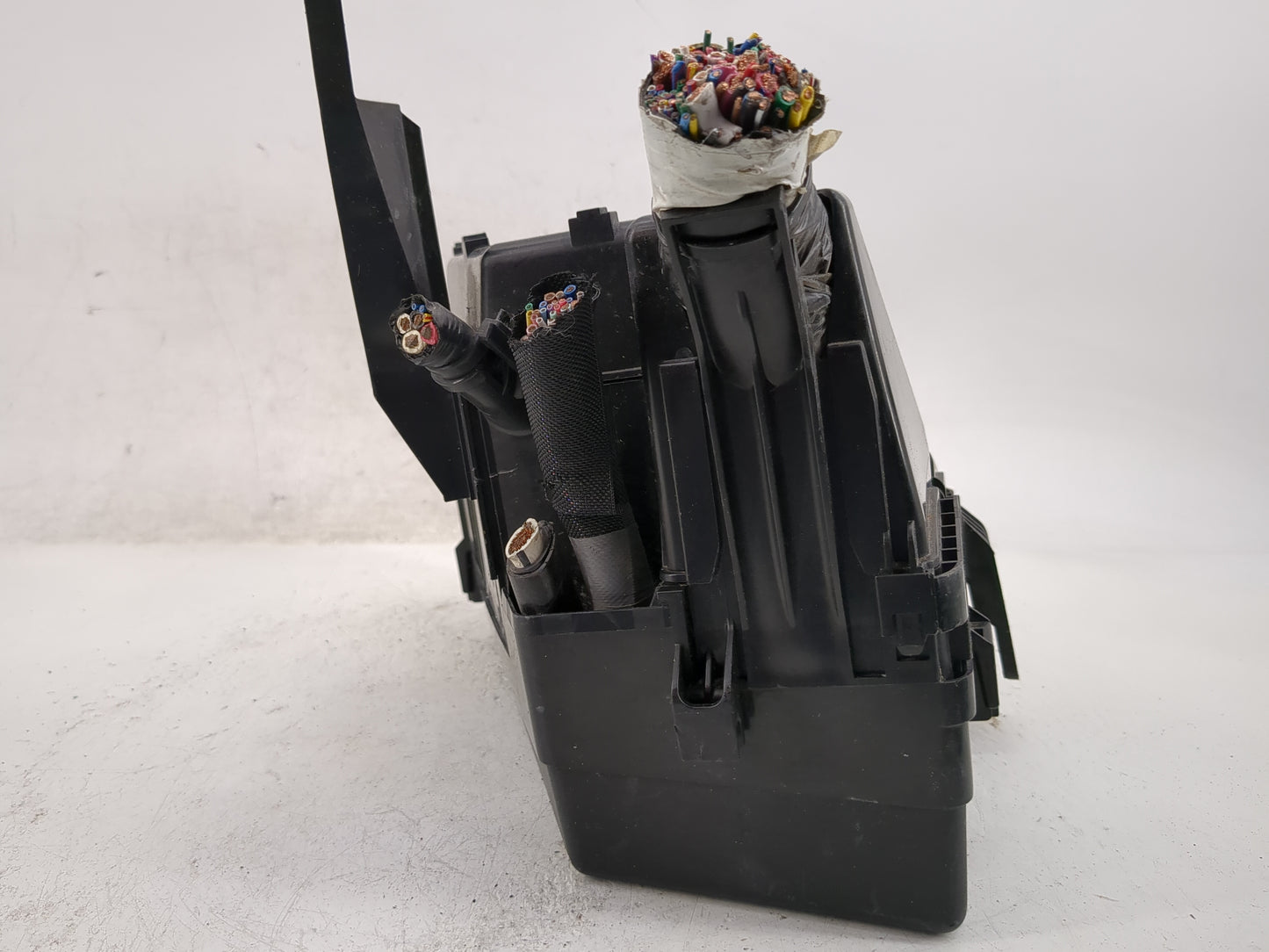 2023 Subaru Ascent Fusebox Fuse Box Panel Relay Module P/N:PP-TD10 5333 YA1 Fits OEM Used Auto Parts - Oemusedautoparts1.com