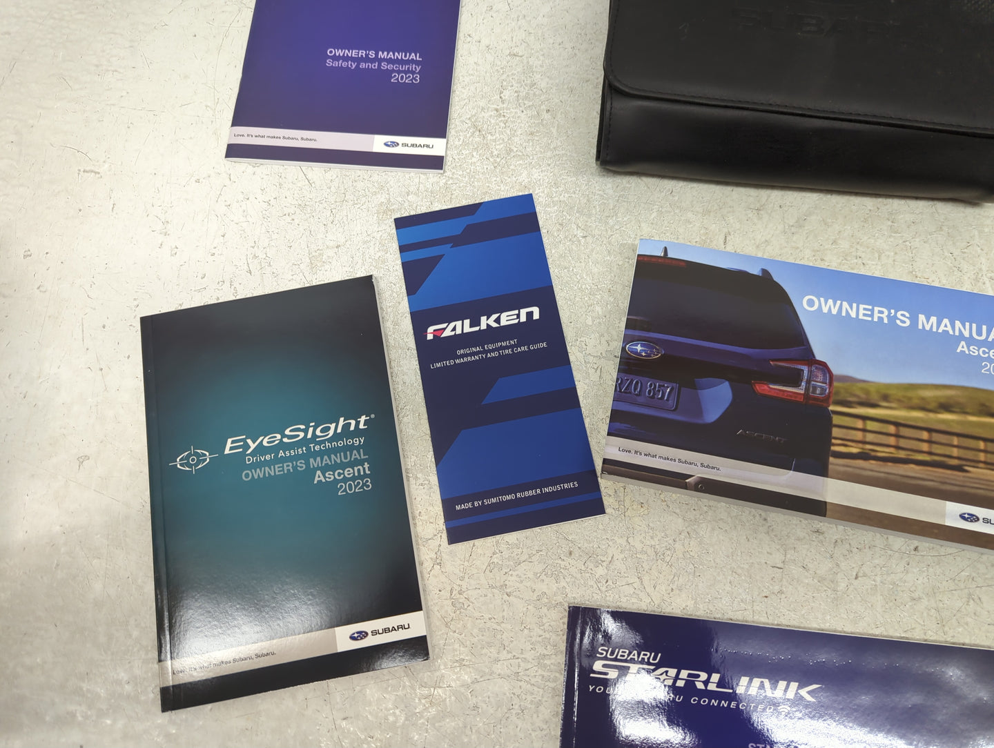 2023 Subaru Ascent Owners Manual Book Guide P/N:A3240BE-B MSA5M2300A OEM Used Auto Parts - Oemusedautoparts1.com