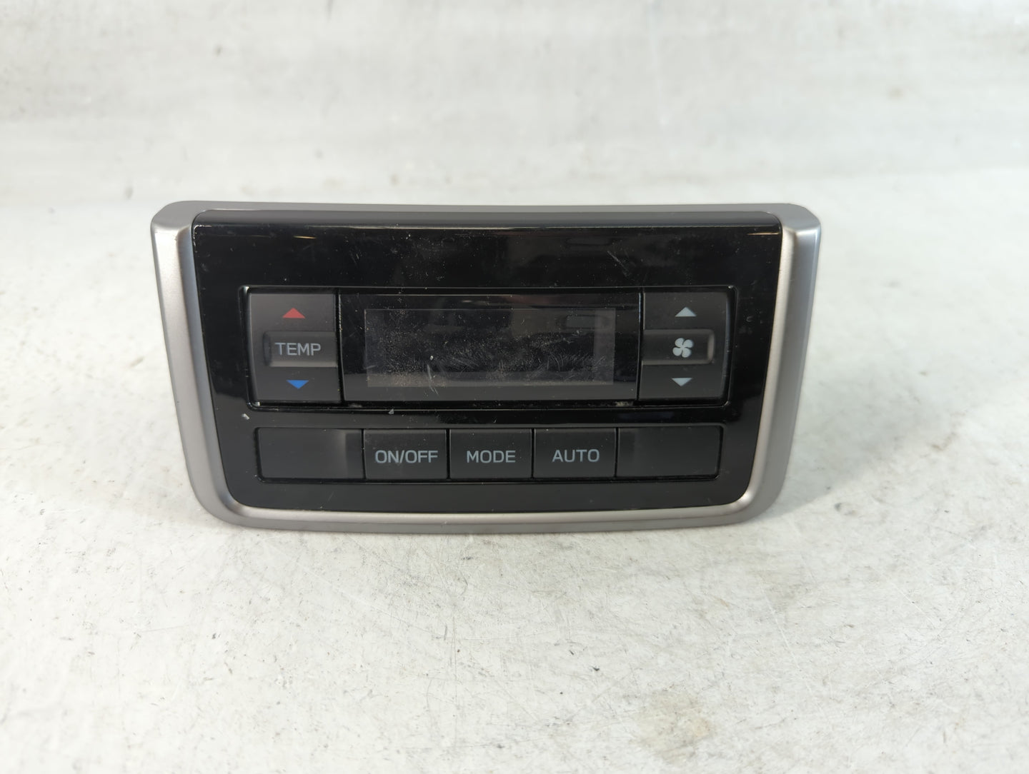 2023 Subaru Ascent Climate Control Module Temperature AC/Heater Replacement P/N:72312XC02A Fits OEM Used Auto Parts - Oemuse