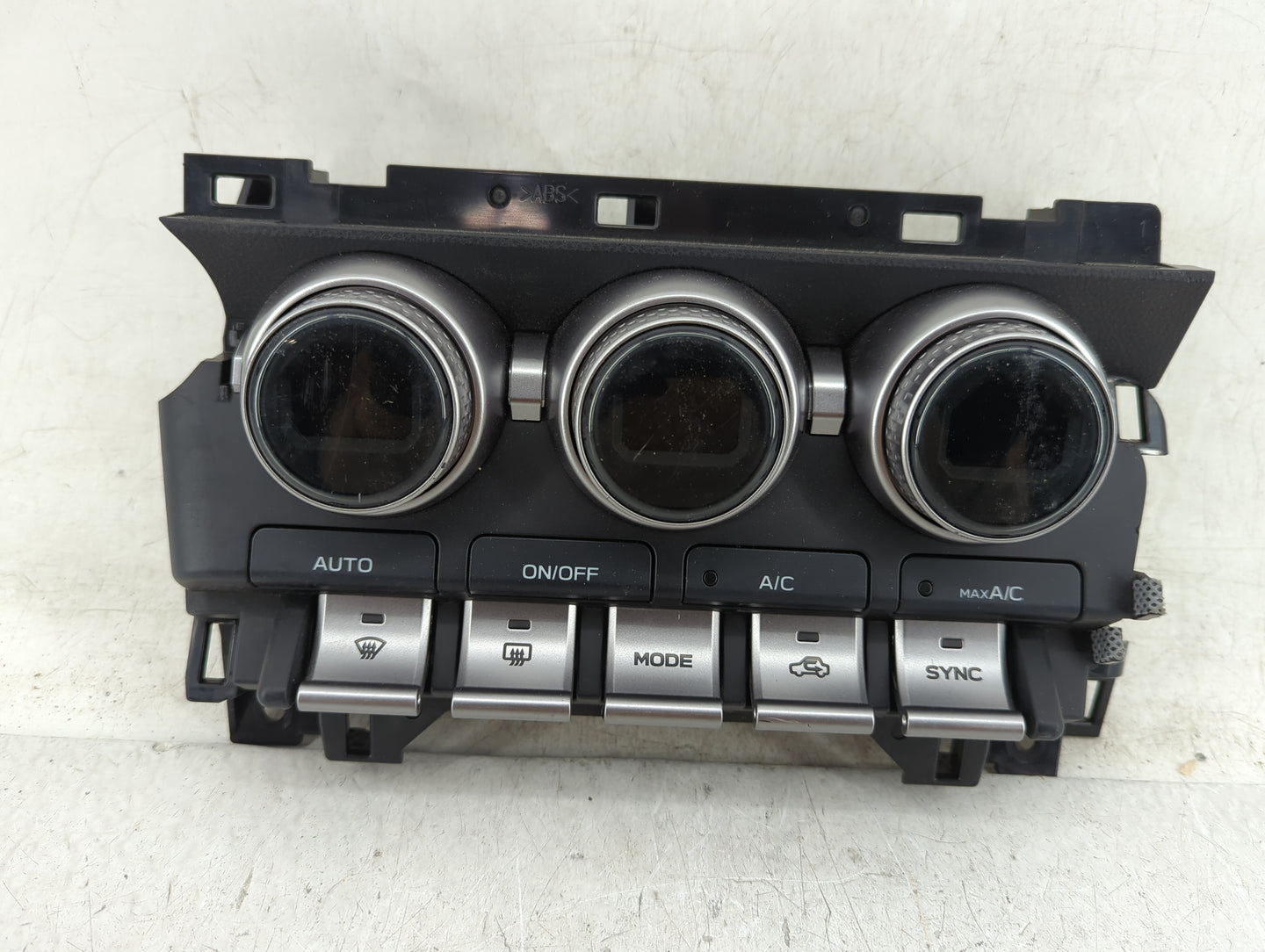 2023 Subaru Brz Climate Control Module Temperature AC/Heater Replacement P/N:72311CC020 Fits OEM Used Auto Parts - Oemusedau