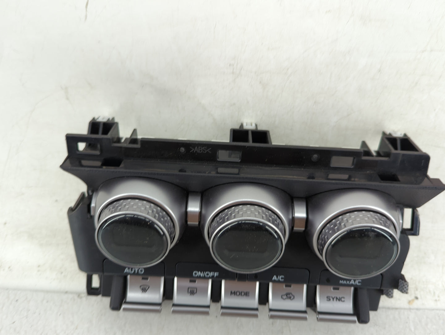 2023 Subaru Brz Climate Control Module Temperature AC/Heater Replacement P/N:72311CC020 Fits OEM Used Auto Parts - Oemusedau