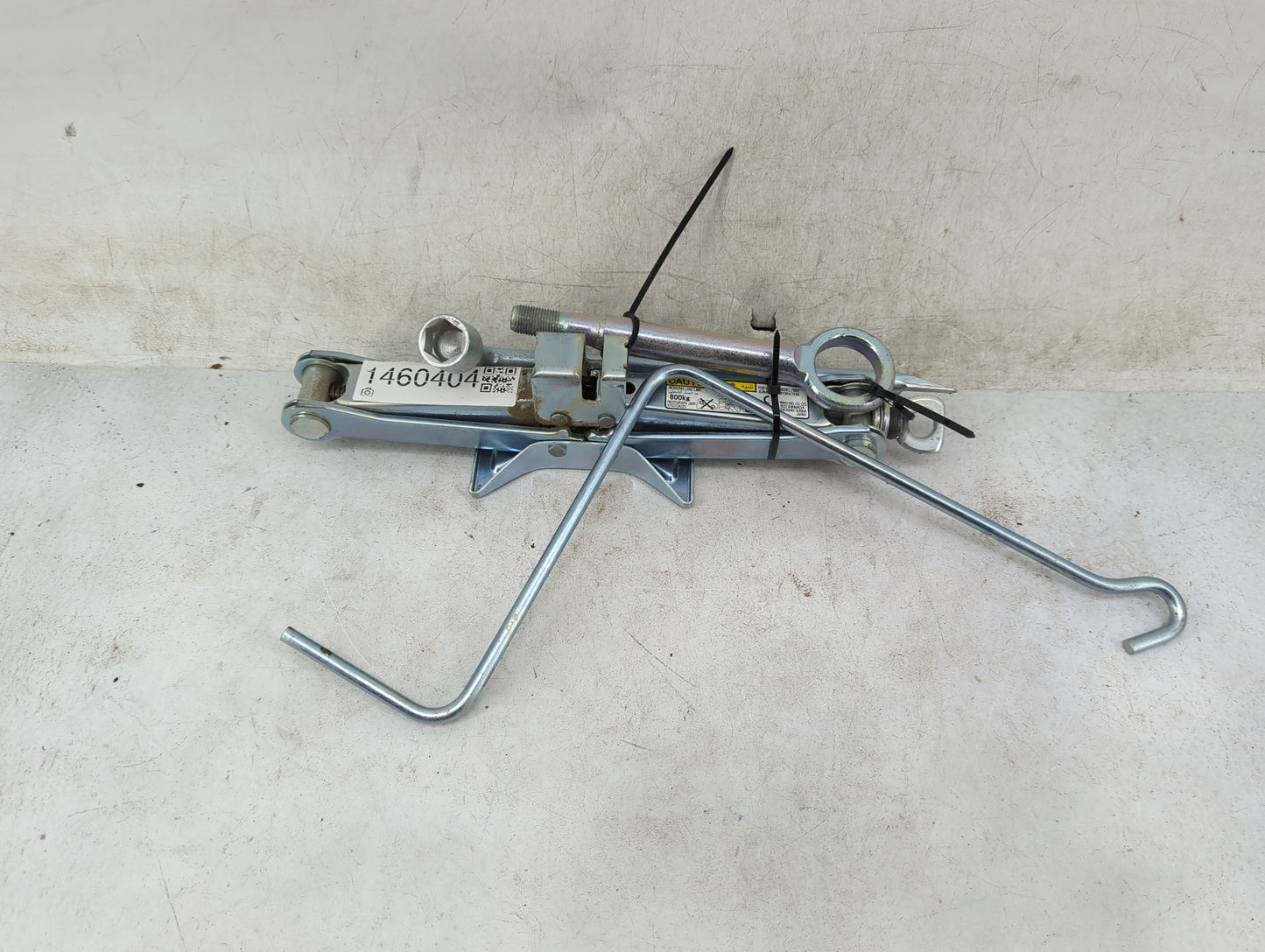 2023 Subaru Brz Spare Scissor Car Jack - Oemusedautoparts1.com