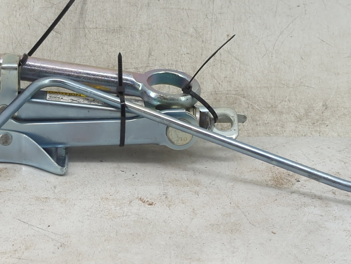 2023 Subaru Brz Spare Scissor Car Jack - Oemusedautoparts1.com