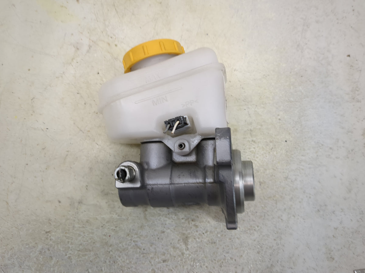 Subaru Brz Brake Master Cylinder 1513074 - Oemusedautoparts1.com