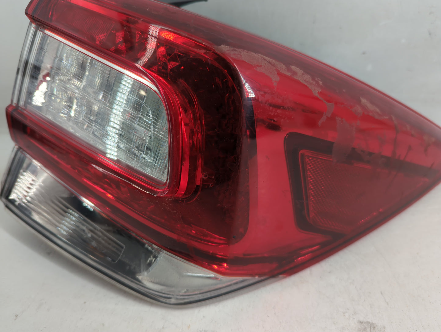 2023 Subaru Crosstrek Tail Light Assembly Passenger Right OEM P/N:84201-FL020 Fits OEM Used Auto Parts - Oemusedautoparts1.c