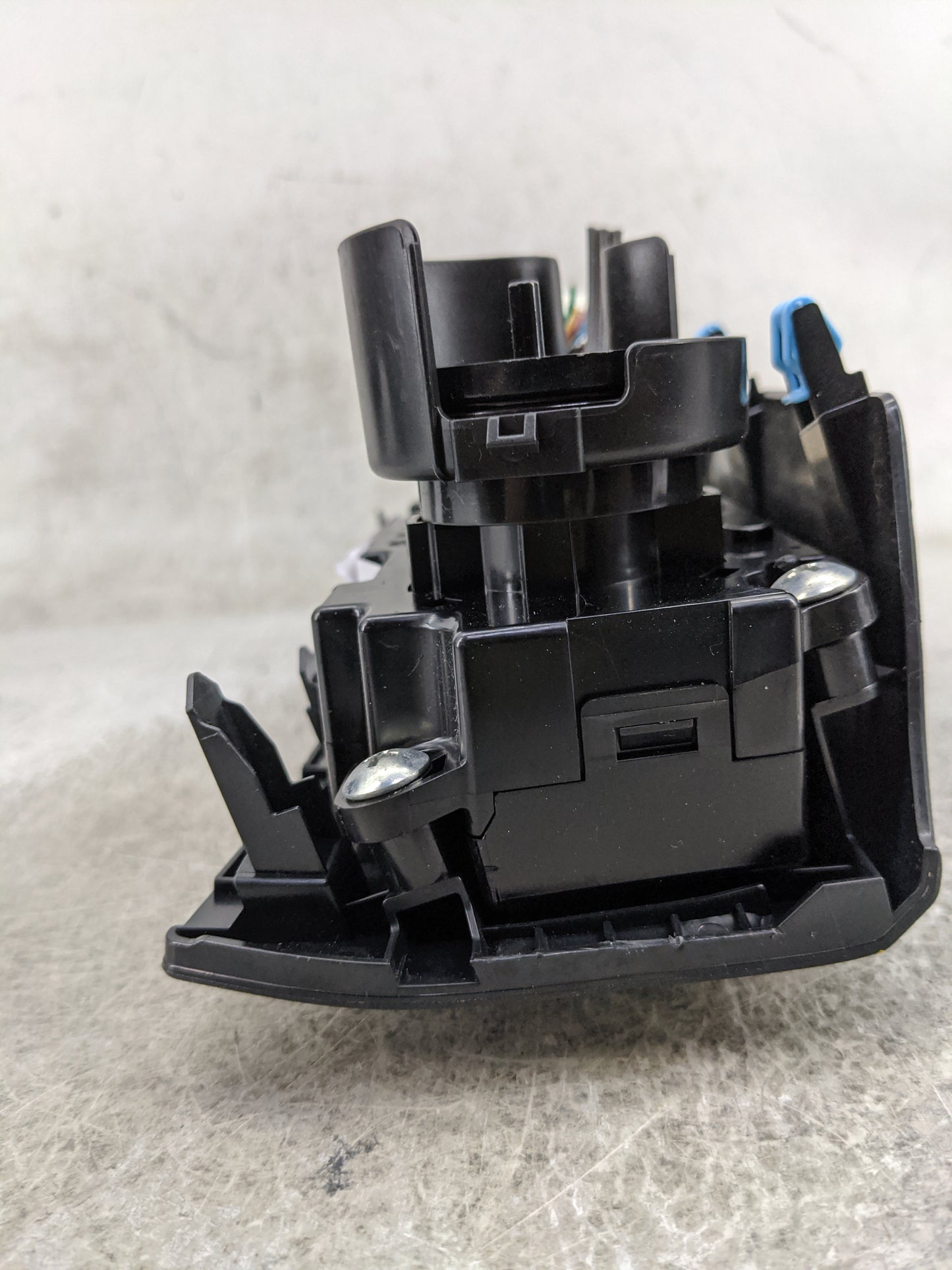 2023 Subaru Crosstrek Climate Control Module Temperature AC/Heater Replacement P/N:72311FL610 Fits OEM Used Auto Parts - Oem