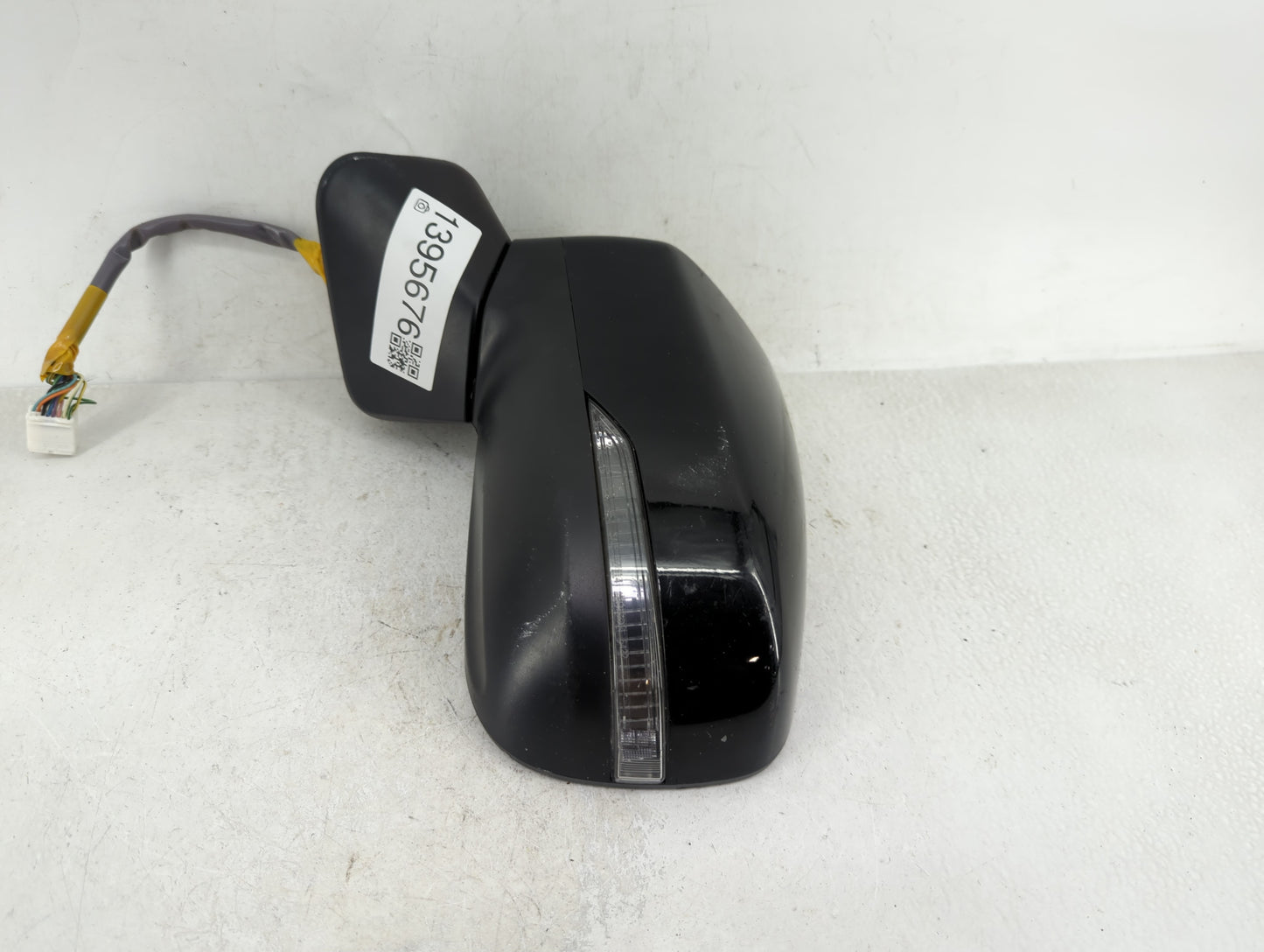 2019-2022 Subaru Forester Driver Side View Mirror - Left Door Mirror OEM Used - Oemusedautoparts1.com