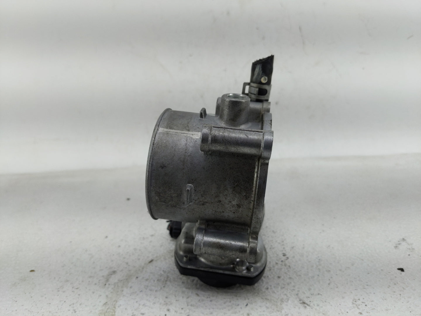 2017-2022 Subaru Impreza Throttle Body P/N:16112AA470 Fits Fits 2017 2018 2019 2020 2021 2022 OEM Used Auto Parts - Oemuseda