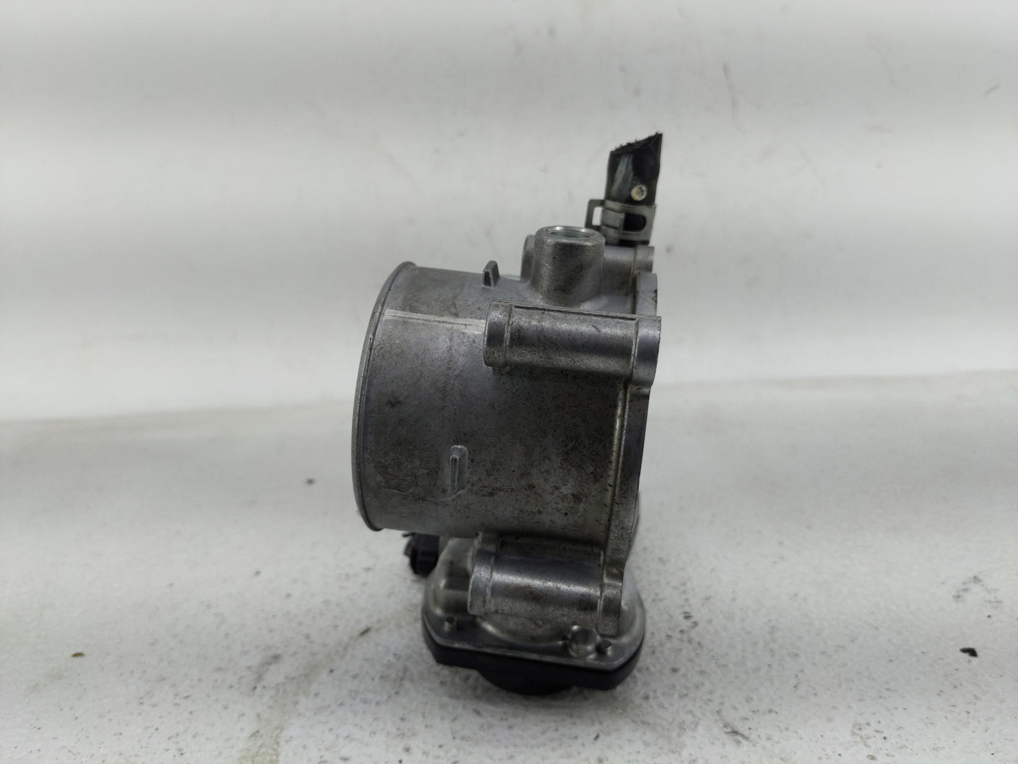 2017-2022 Subaru Impreza Throttle Body P/N:16112AA470 Fits Fits 2017 2018 2019 2020 2021 2022 OEM Used Auto Parts - Oemuseda