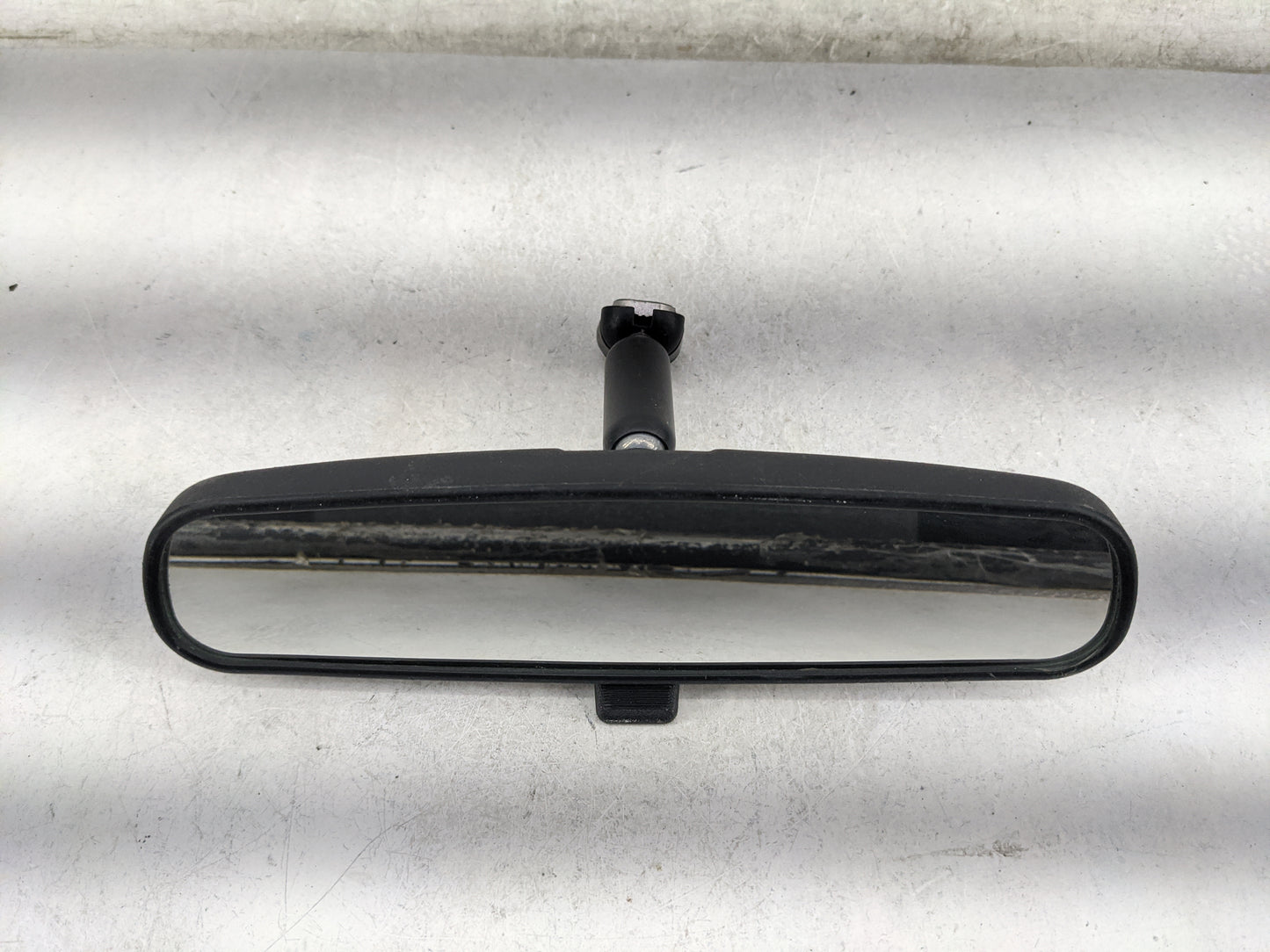 2017-2022 Subaru Impreza Interior Rear View Mirror Replacement OEM P/N:E8011681 031691 Fits OEM Used Auto Parts - Oemusedaut
