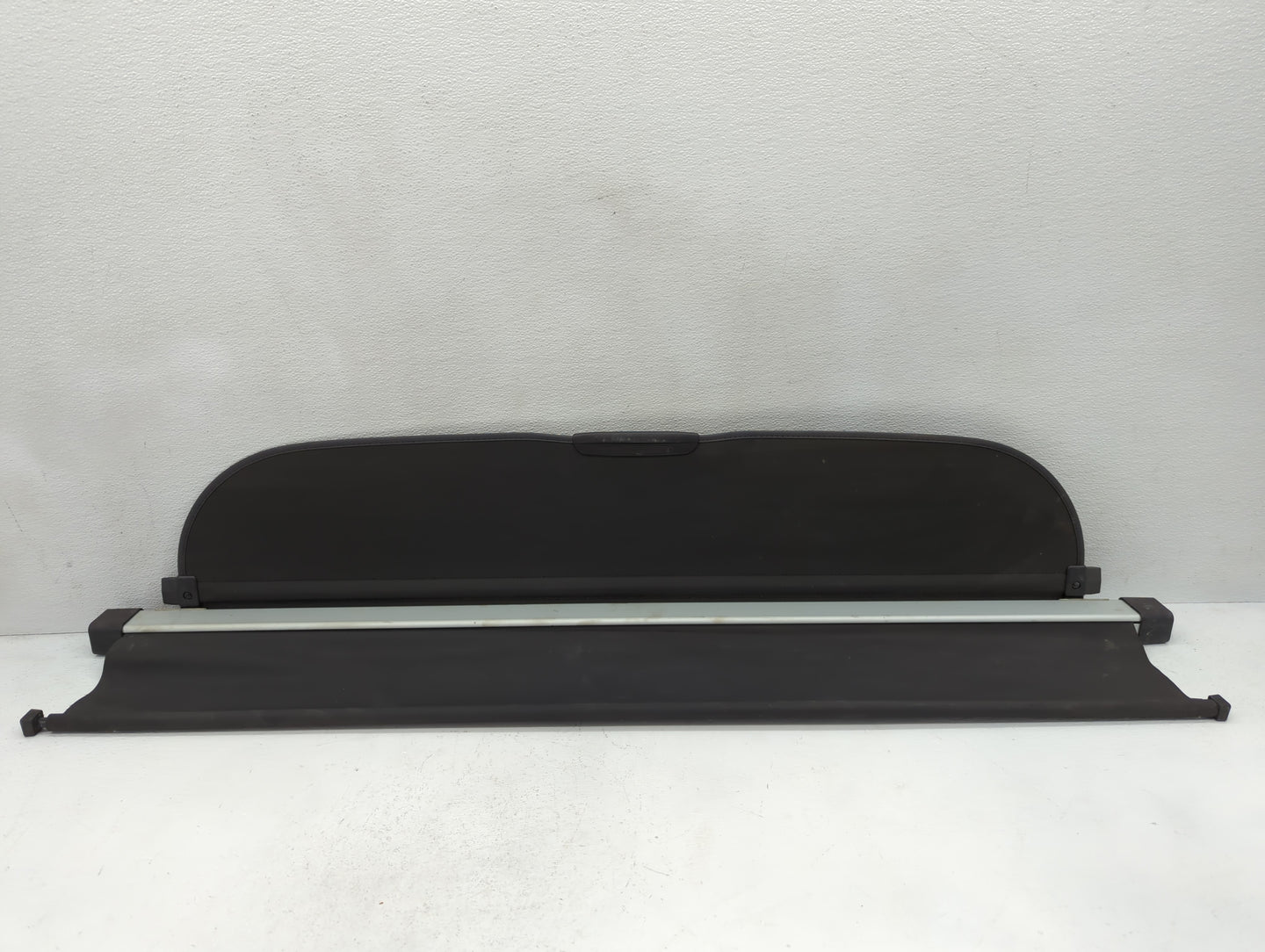 2023 Subaru Legacy Rear Cargo Cover Storage Retractable Shade - Oemusedautoparts1.com
