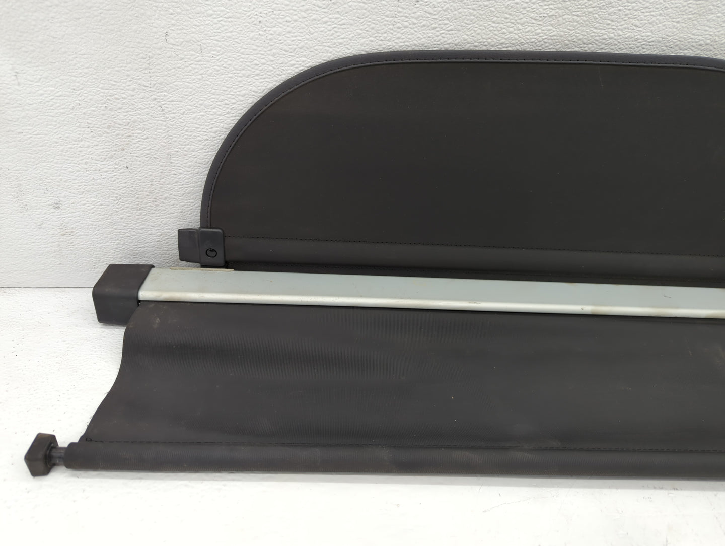 2023 Subaru Legacy Rear Cargo Cover Storage Retractable Shade - Oemusedautoparts1.com