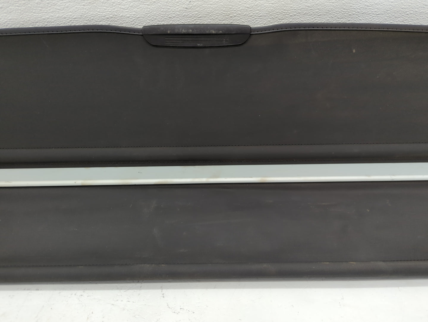 2023 Subaru Legacy Rear Cargo Cover Storage Retractable Shade - Oemusedautoparts1.com
