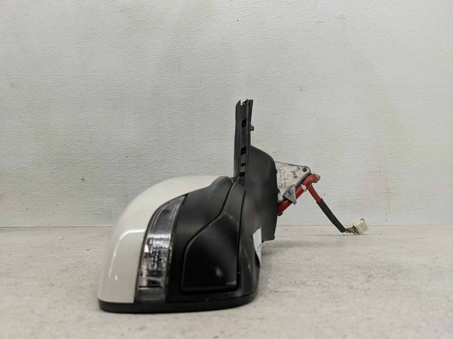 2023 Subaru Legacy Passenger Side View Mirror - Right Door Mirror OEM Used - Oemusedautoparts1.com