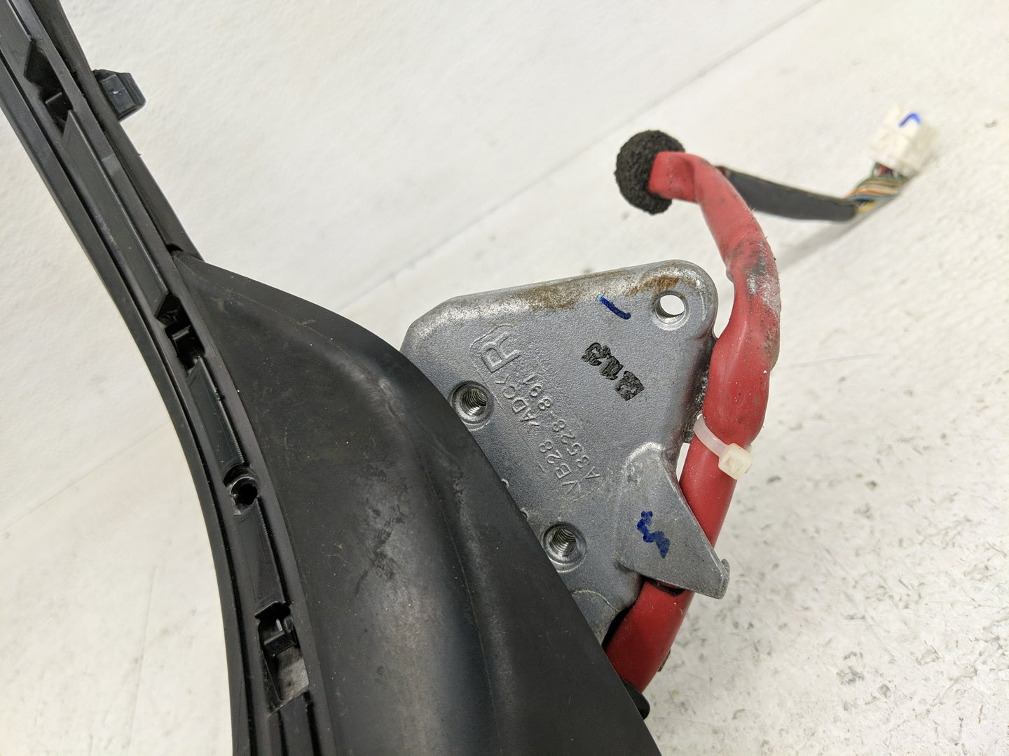 2023 Subaru Legacy Passenger Side View Mirror - Right Door Mirror OEM Used - Oemusedautoparts1.com