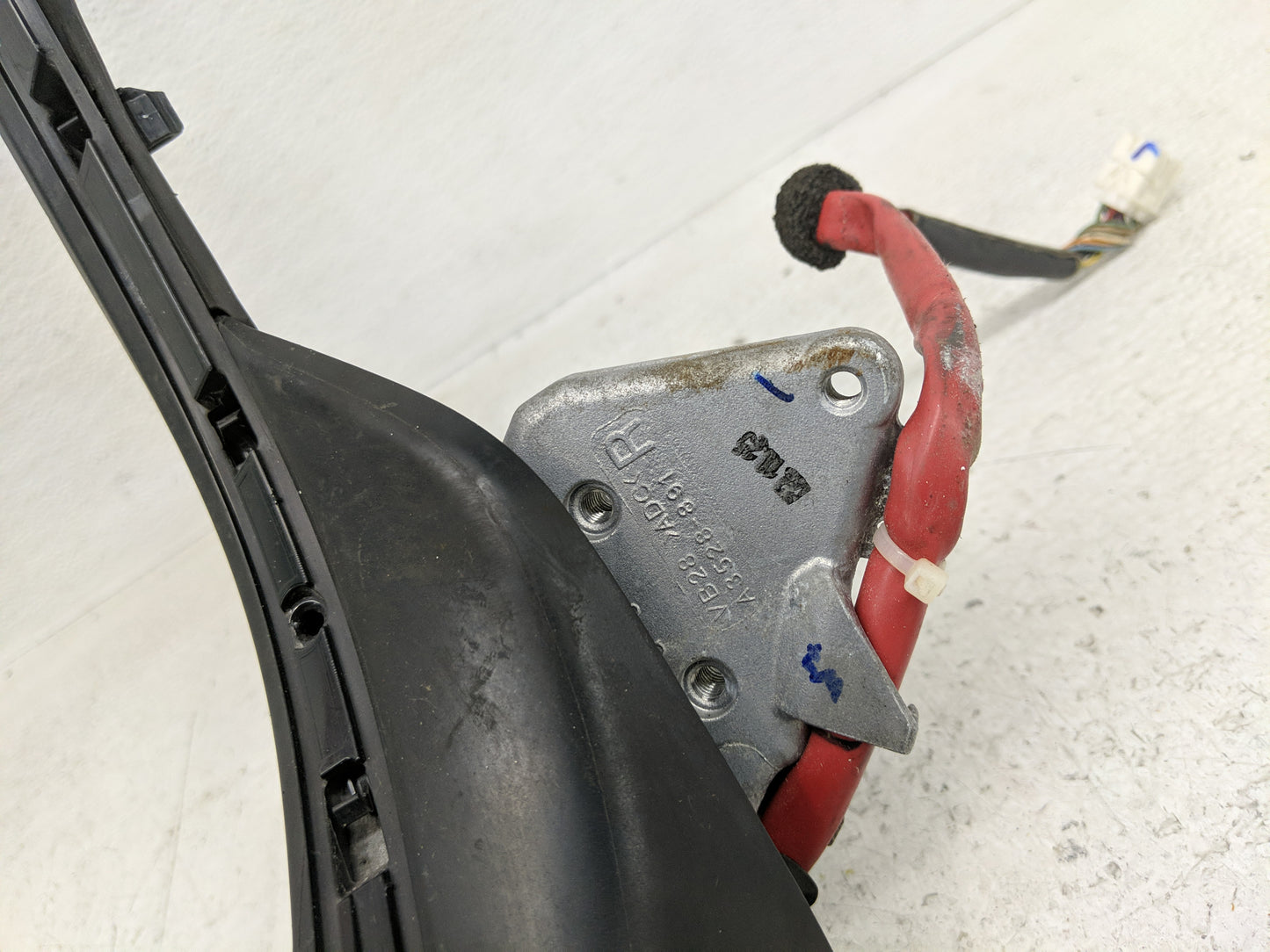 2023 Subaru Legacy Passenger Side View Mirror - Right Door Mirror OEM Used - Oemusedautoparts1.com