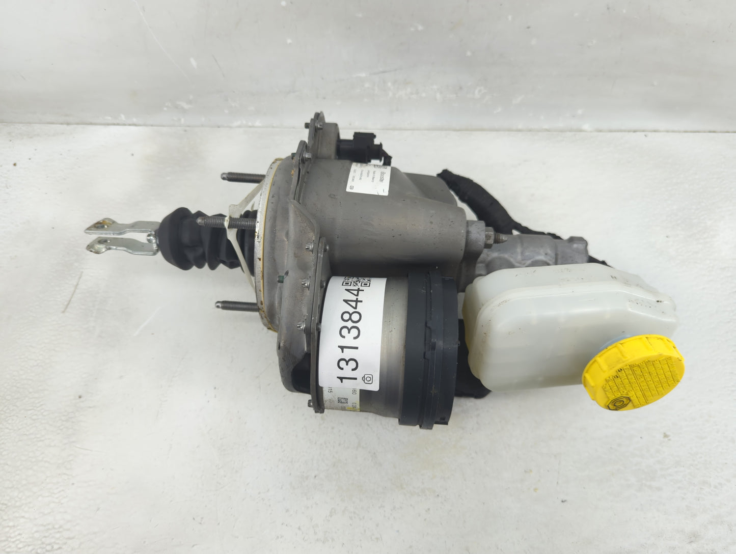 2023 Subaru Legacy Power Brake Booster Oem - Oemusedautoparts1.com