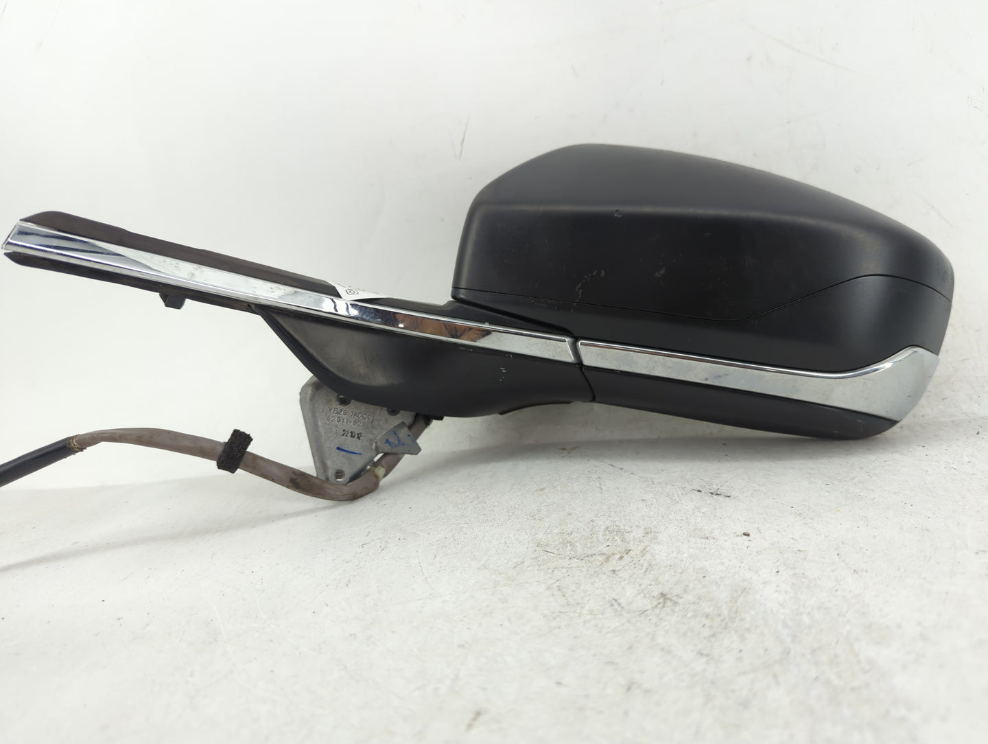 2020-2022 Subaru Legacy Driver Side View Mirror - Left Door Mirror OEM Used - Oemusedautoparts1.com