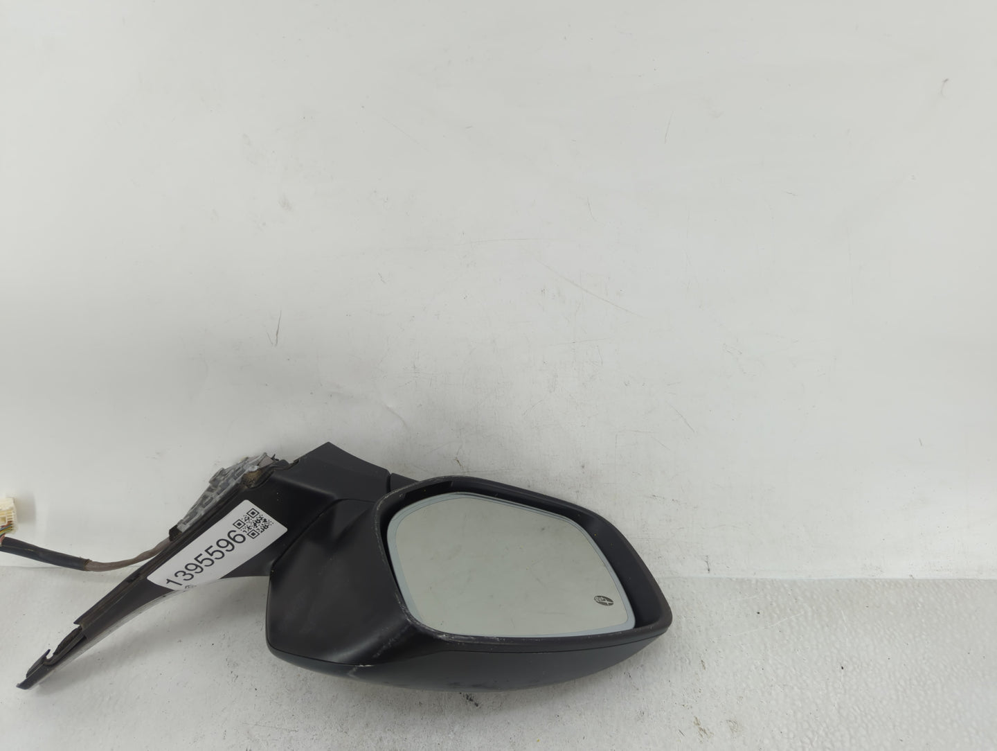 2020-2022 Subaru Legacy Driver Side View Mirror - Left Door Mirror OEM Used - Oemusedautoparts1.com