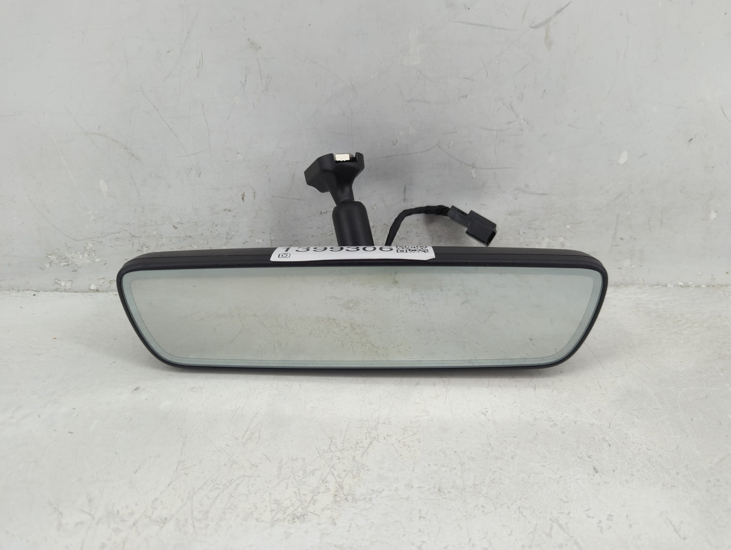 2023 Subaru Legacy Interior Rear View Mirror Replacement OEM P/N:E11048368 Fits OEM Used Auto Parts - Oemusedautoparts1.com